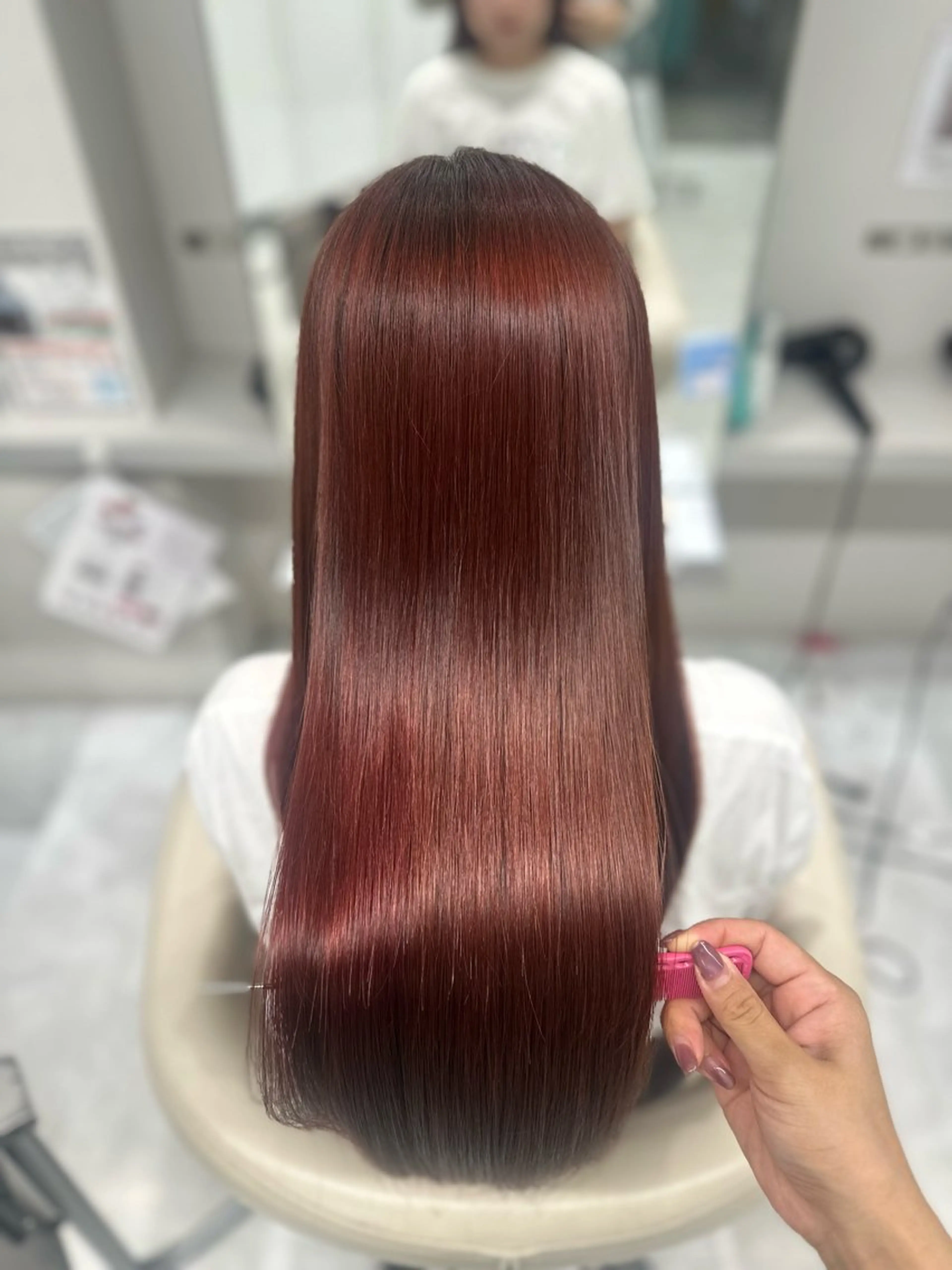 ロング カラー ヘアカラー トリートメント LUPI byLee MIUのヘアスタイル