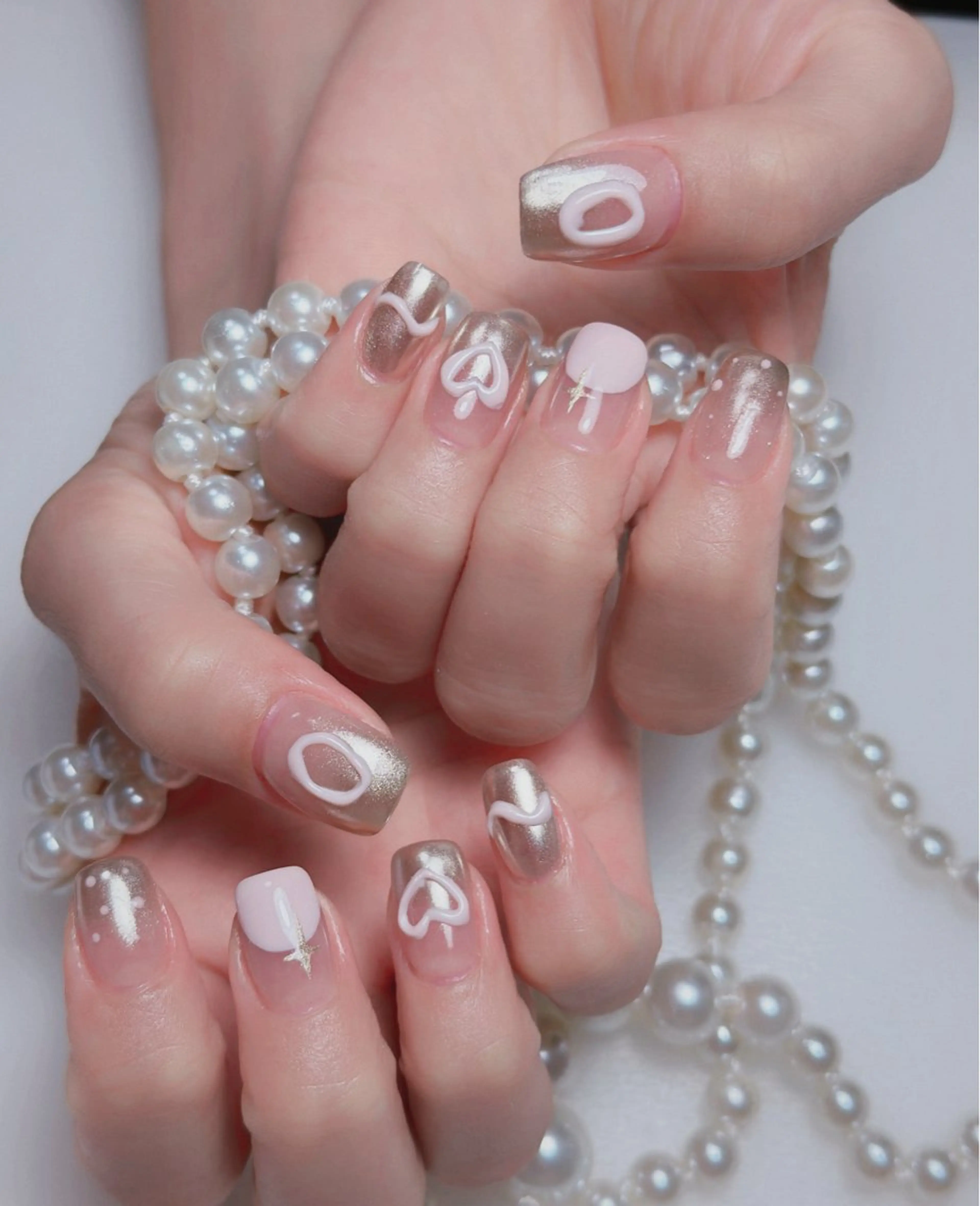 ネイル オーロラネイル 長さ出し フットネイル 韓国ネイル ラメ(グリッター) ハンドネイル 👍thumbs up nail👍のネイルデザイン