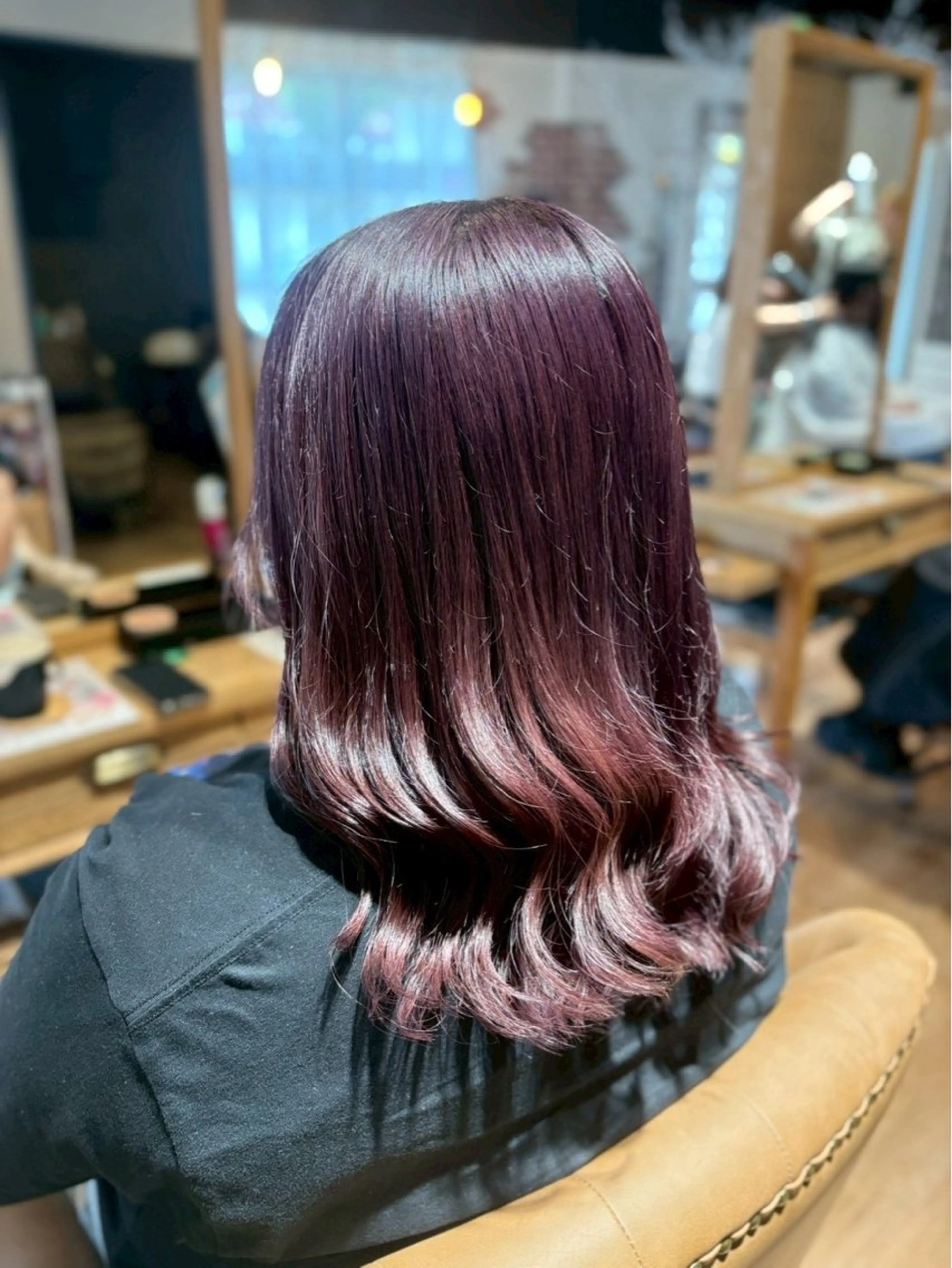 セミロング ヘアカラー ブリーチ・カットモデ ル募集中🫧高口小春のヘアスタイル