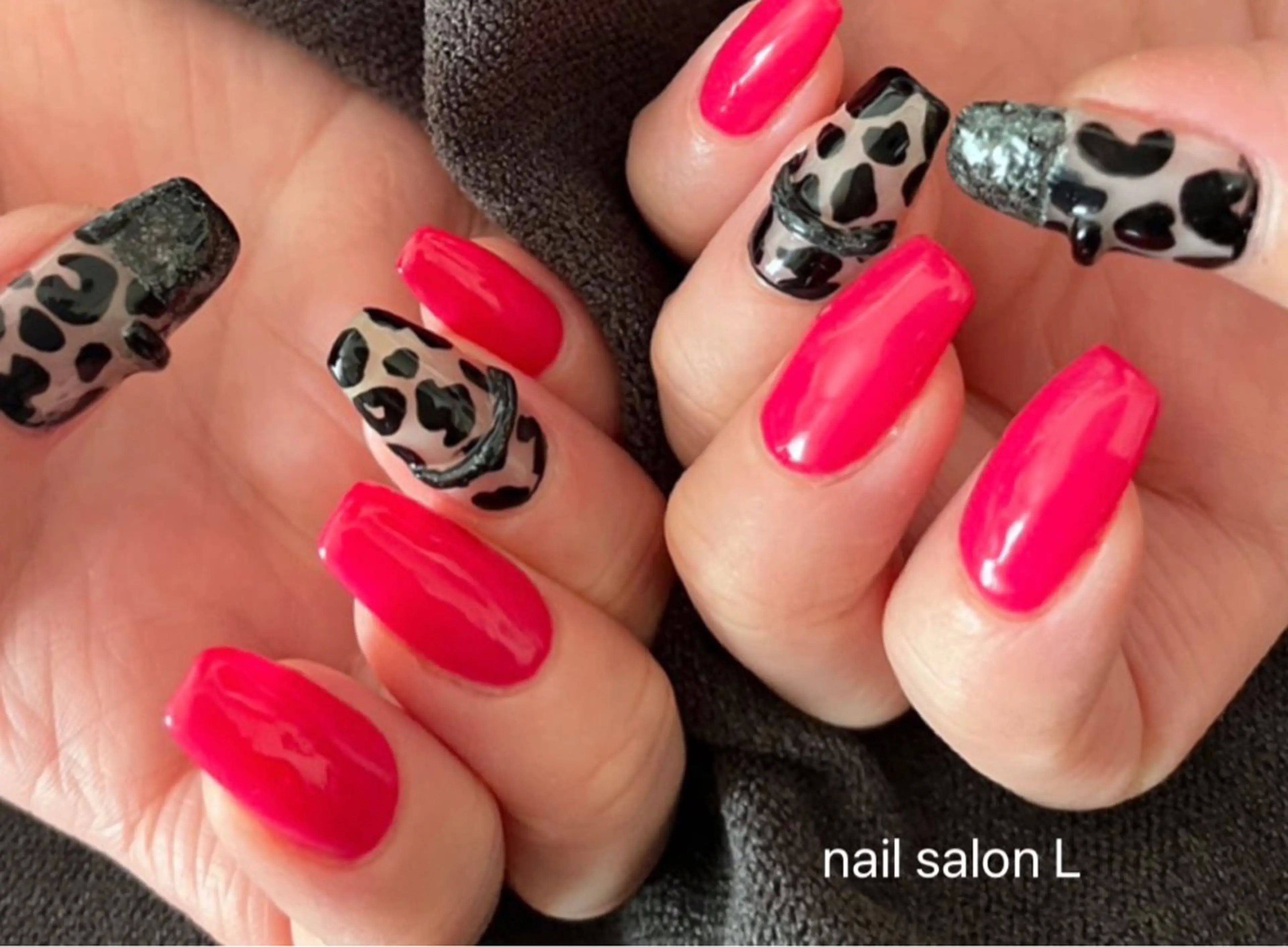 ネイル アニマル柄 ジェルネイル 持ち込み ピンク ハンドネイル 吉川市 ネイルサロンLのネイルデザイン