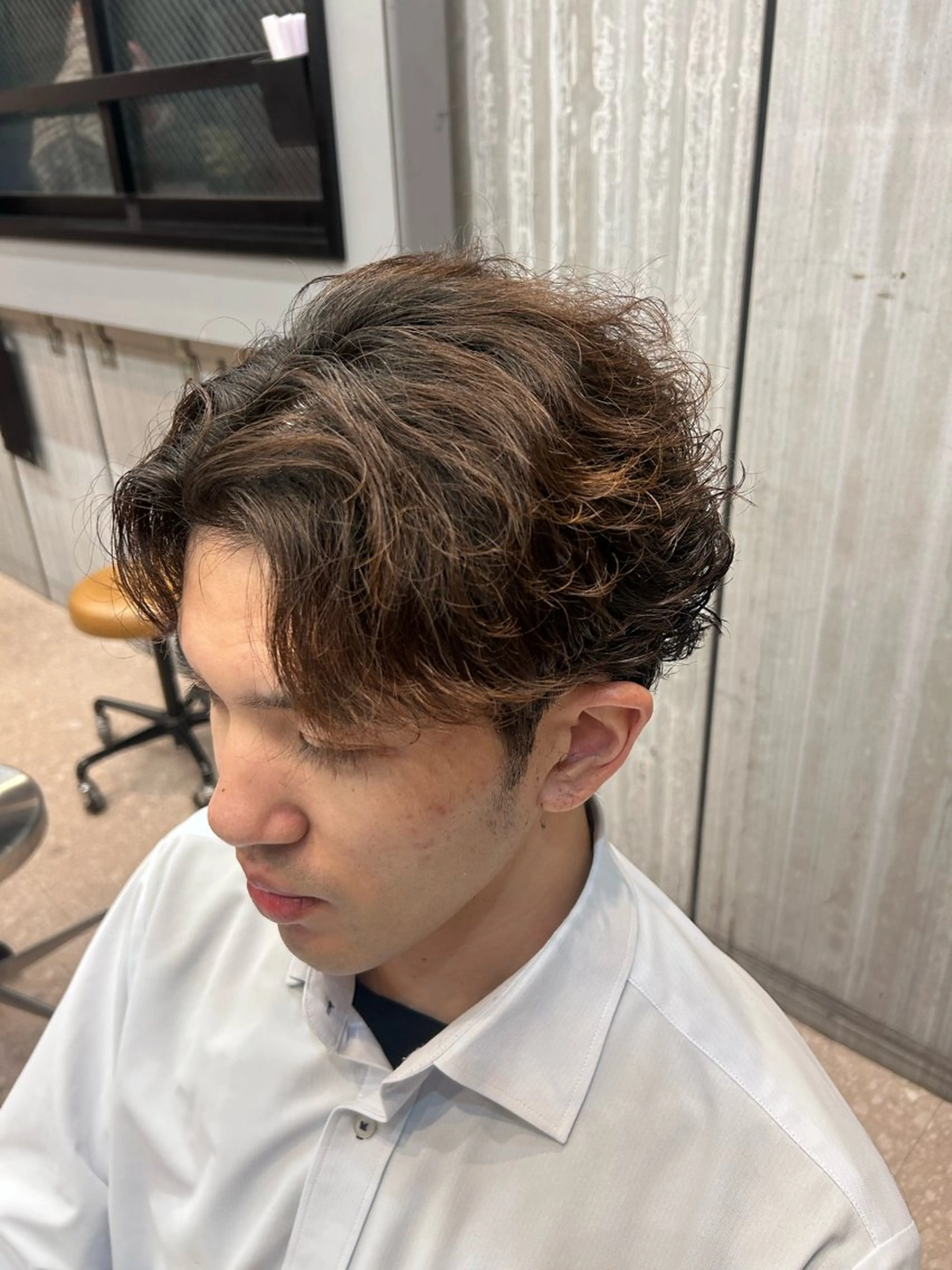 メンズ フェザーパーマ メンズパーマ 砂川 渉　elima byのヘアスタイル