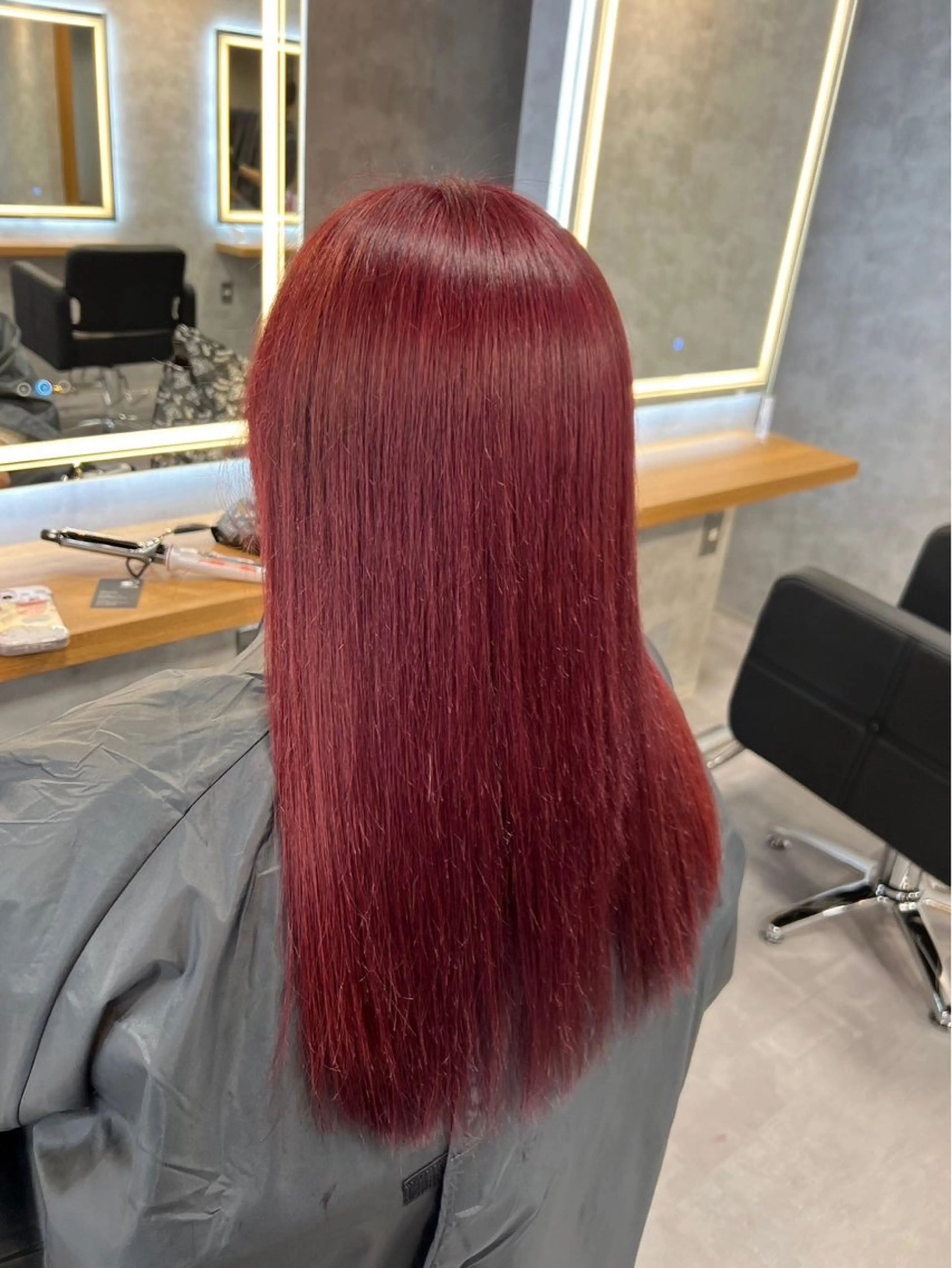 ロング カラー レッドカラー 淡色/ワンホンヘア 🤍MINORIのヘアスタイル