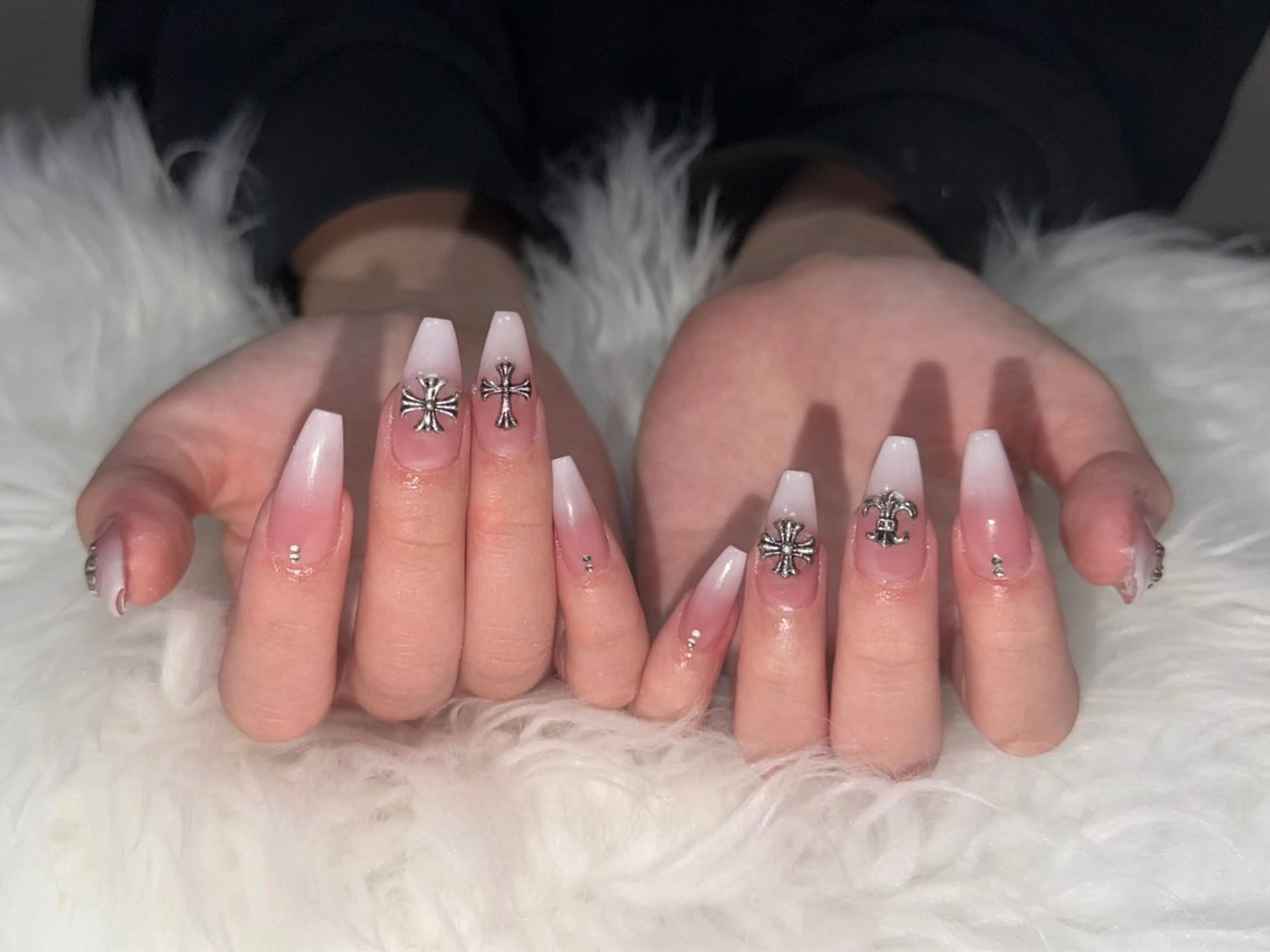 ネイル ハンドネイル BERA NAILSのネイルデザイン