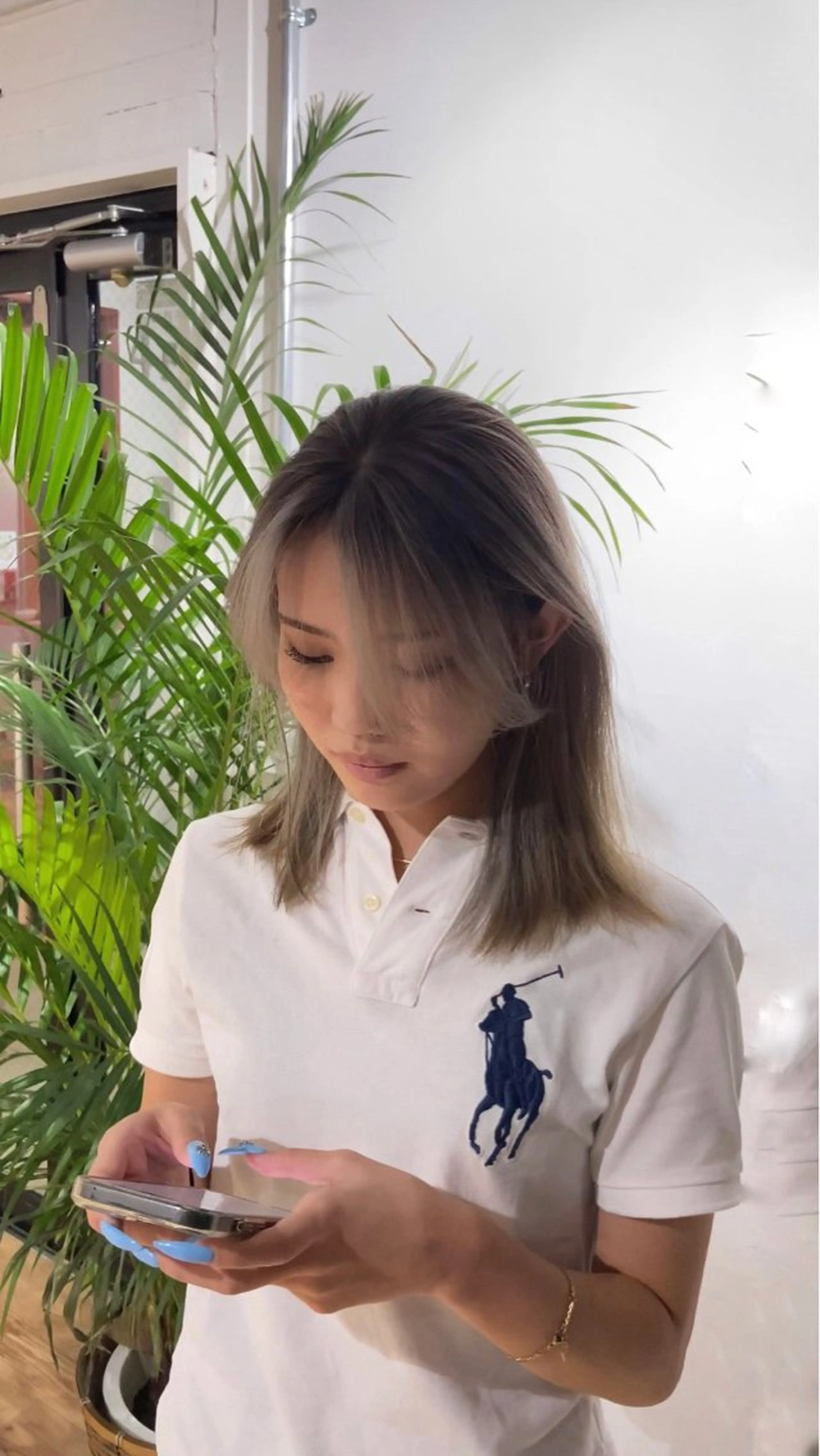 ミディアム カラー ブリーチ カット ヘアカラー Kensho 京都駅 ケアブリーチのヘアスタイル