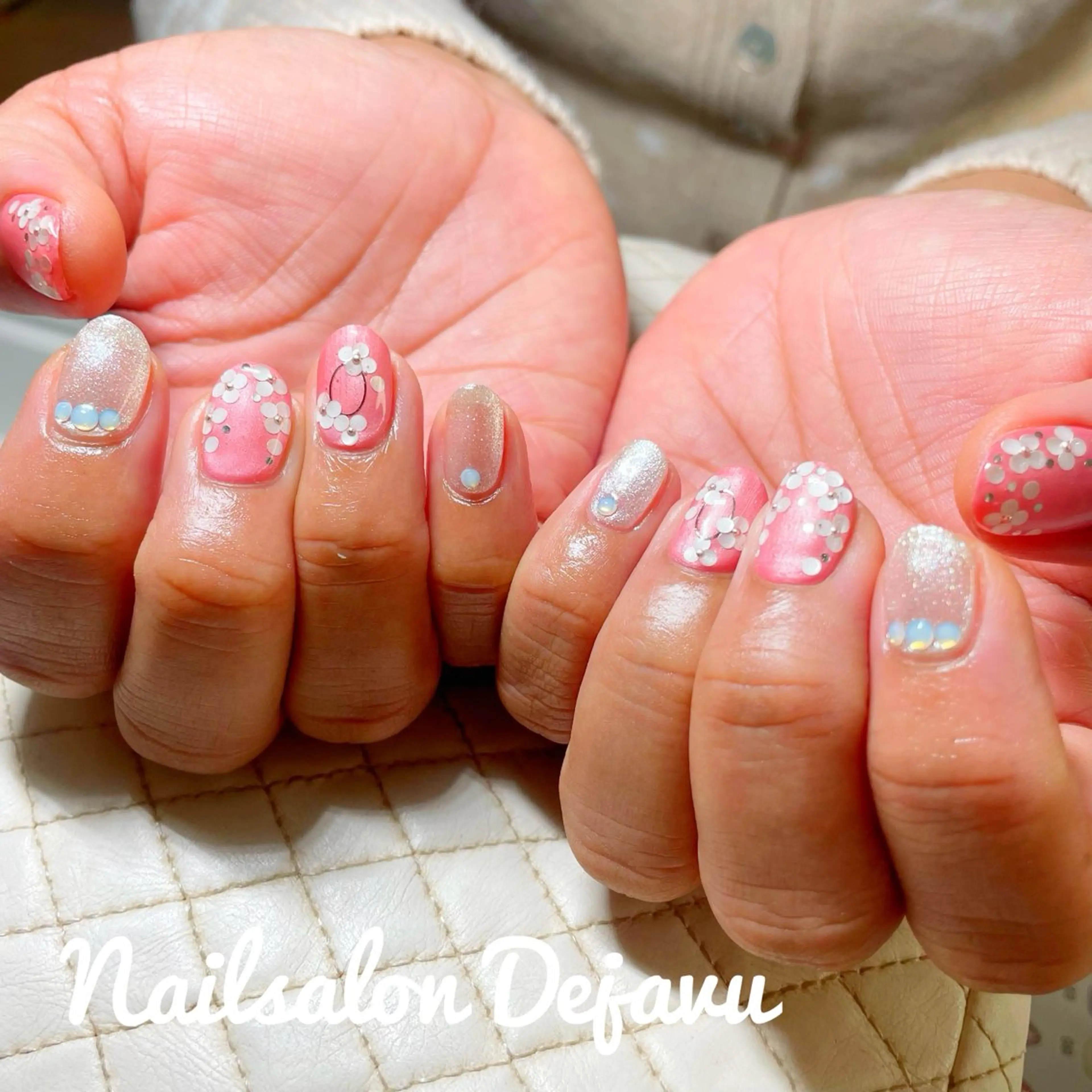 ネイル フラワーネイル ハンドネイル Nailsalon Dejavu Yokosuka所属・Nailsalon Dejavuのネイルデザイン