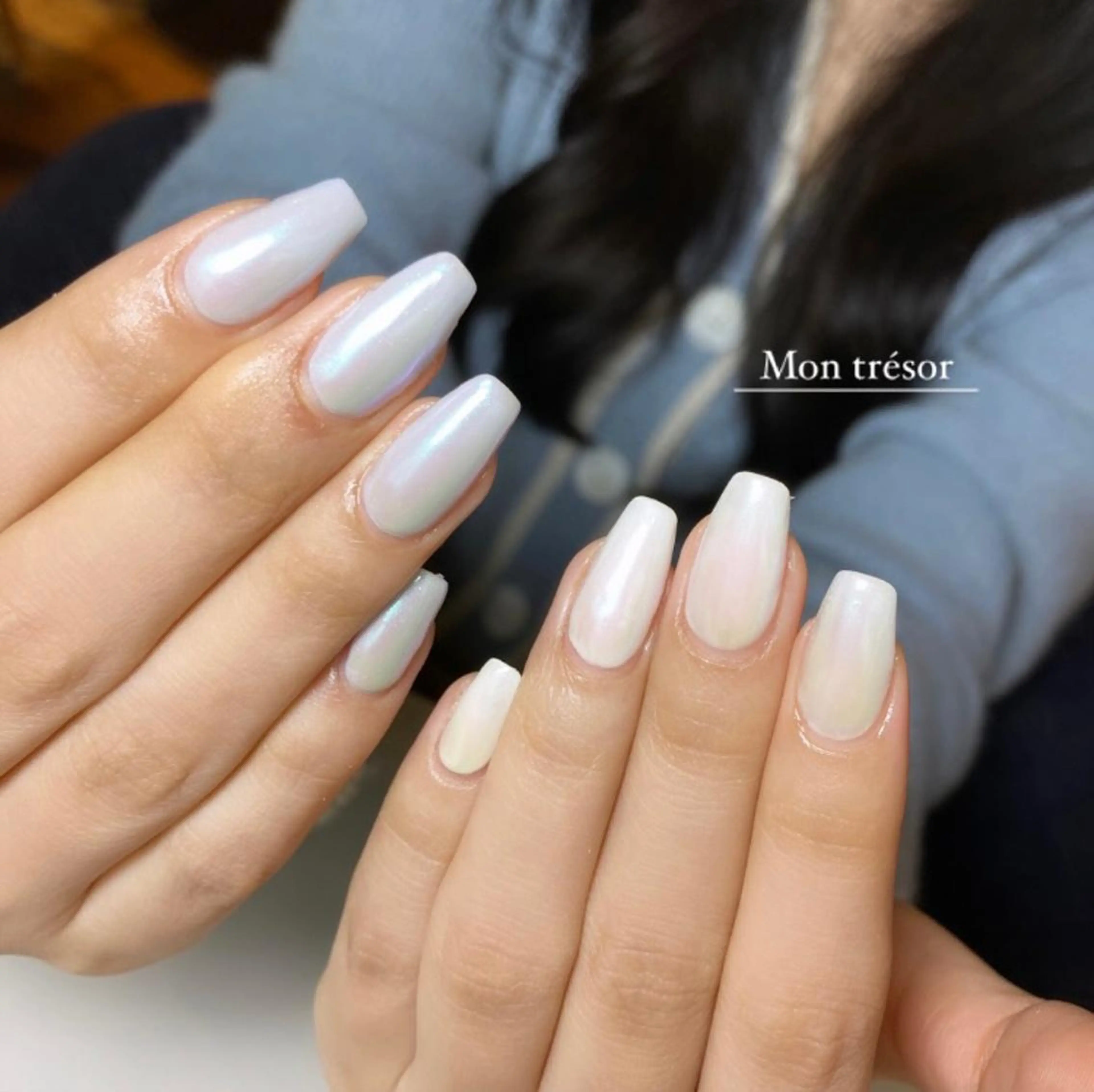 ネイル オーロラネイル ハンドネイル Montrésor 名古屋ネイルサロンのネイルデザイン