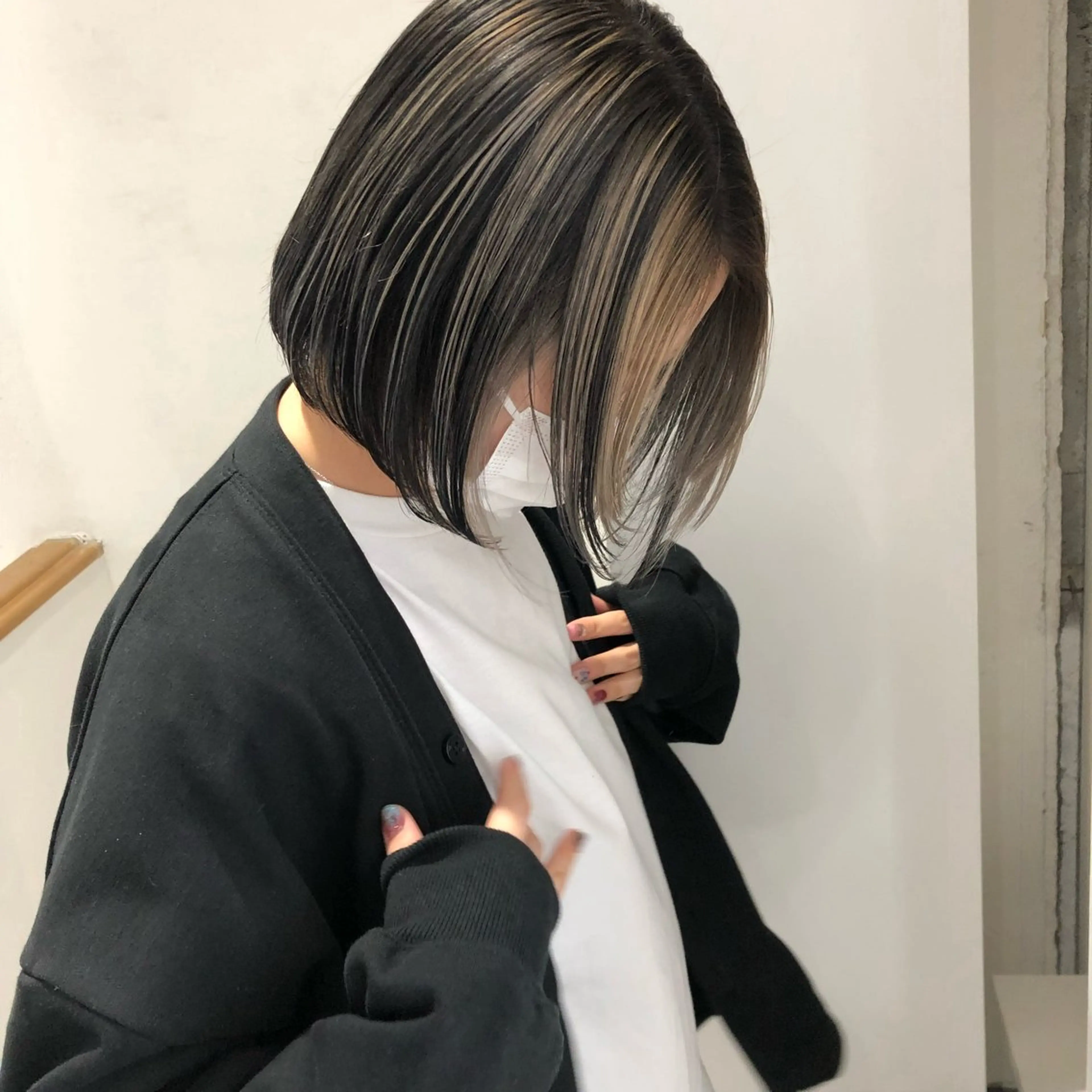 カラー デザインカラー 伊藤 由季のヘアスタイル