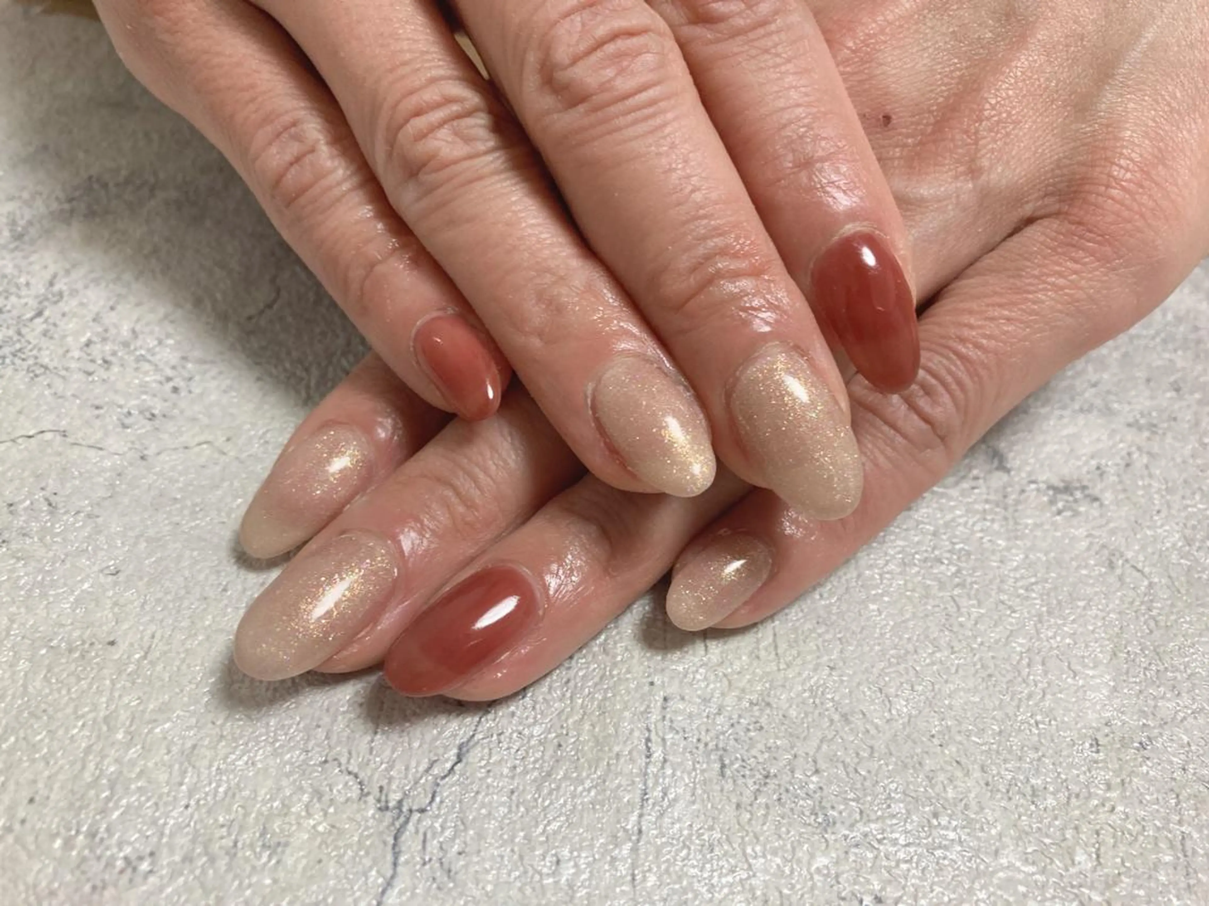 ネイル オーロラネイル フラワーネイル フットネイル フレンチネイル ジェルネイル ハンドネイル mogunail &blowのネイルデザイン