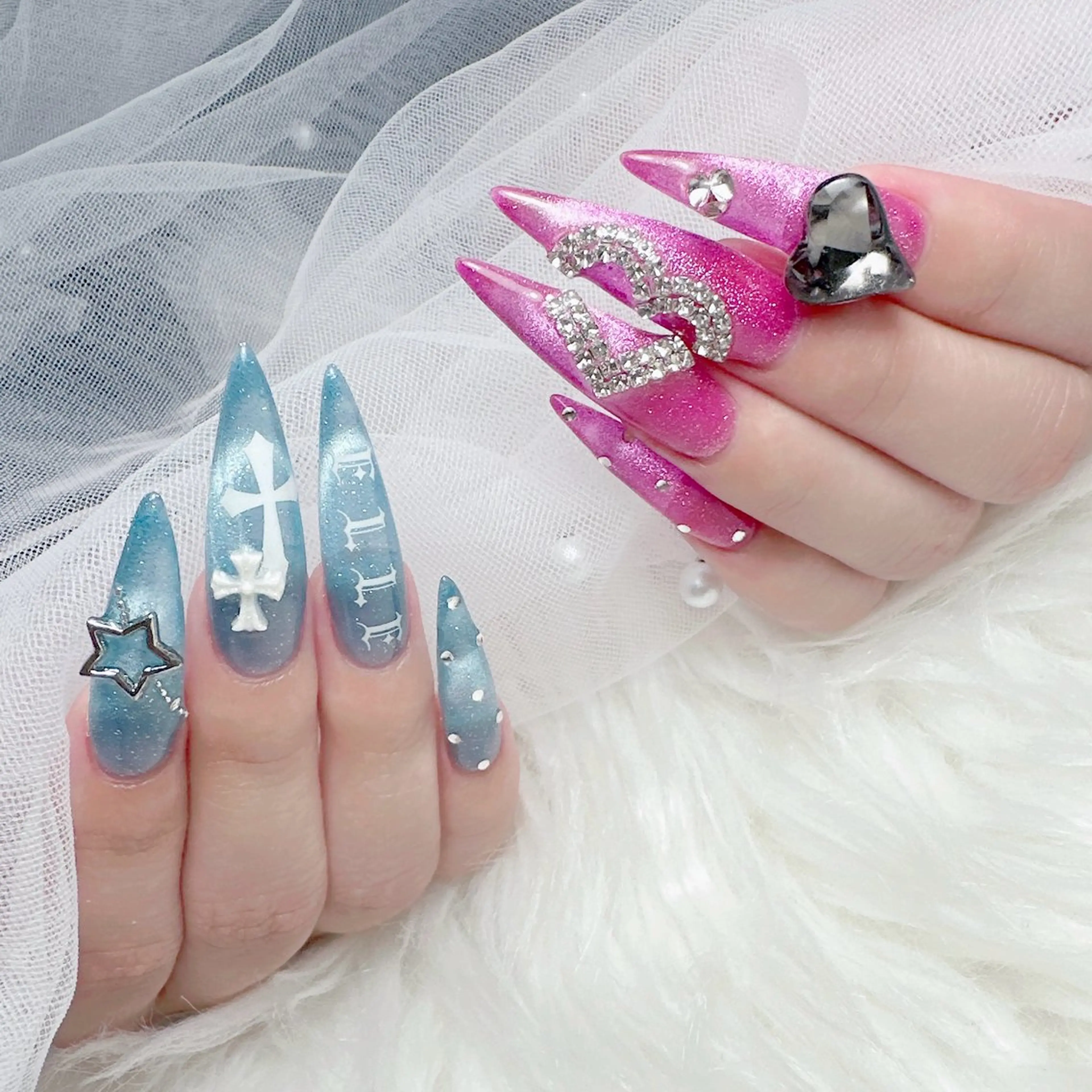 ネイル アートネイル ジェルネイル グラデーション キラキラネイル ラメ(グリッター) ハンドネイル Viola. 優花のネイルデザイン