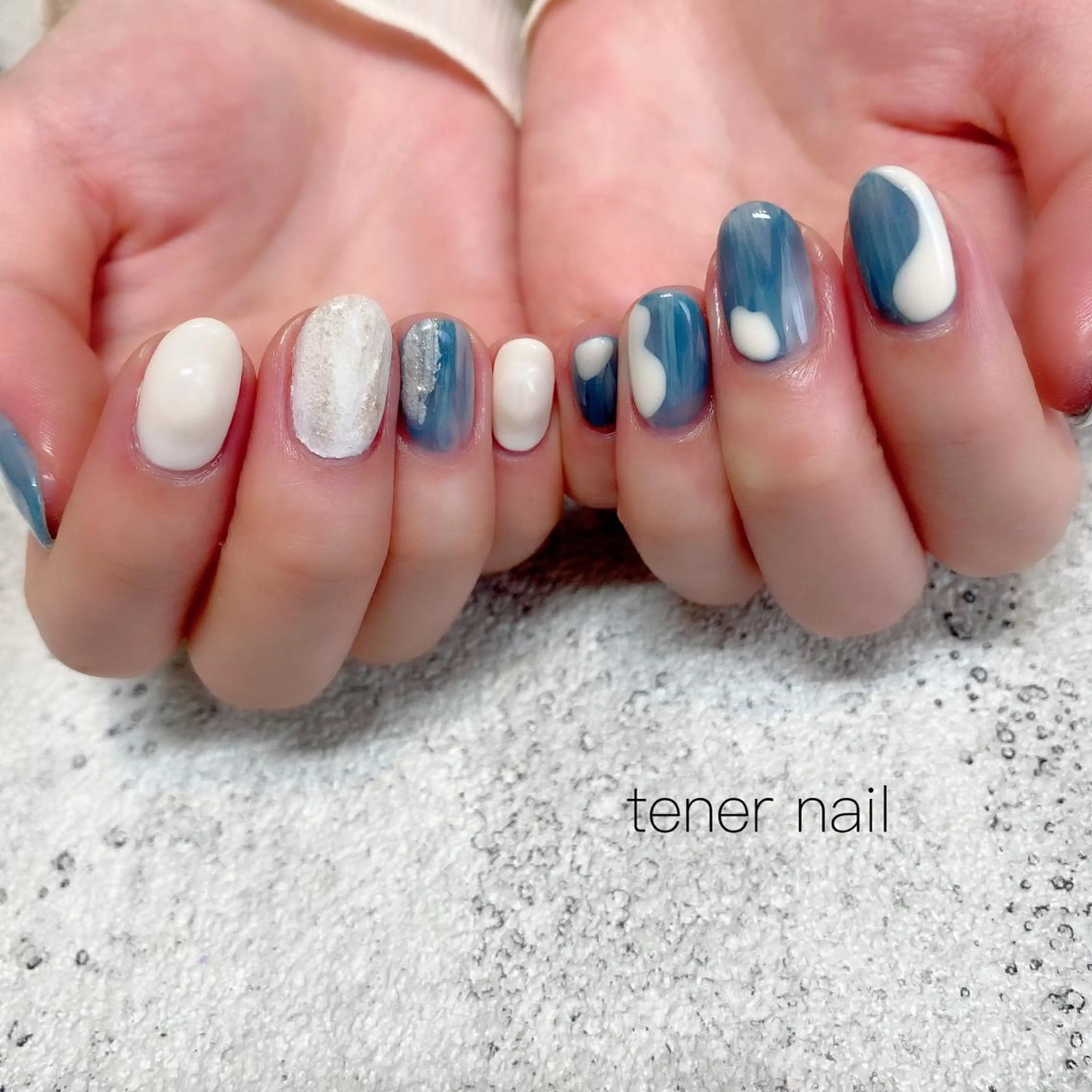ネイル ブルー ニュアンスネイル テネルネイル tener nailのネイルデザイン