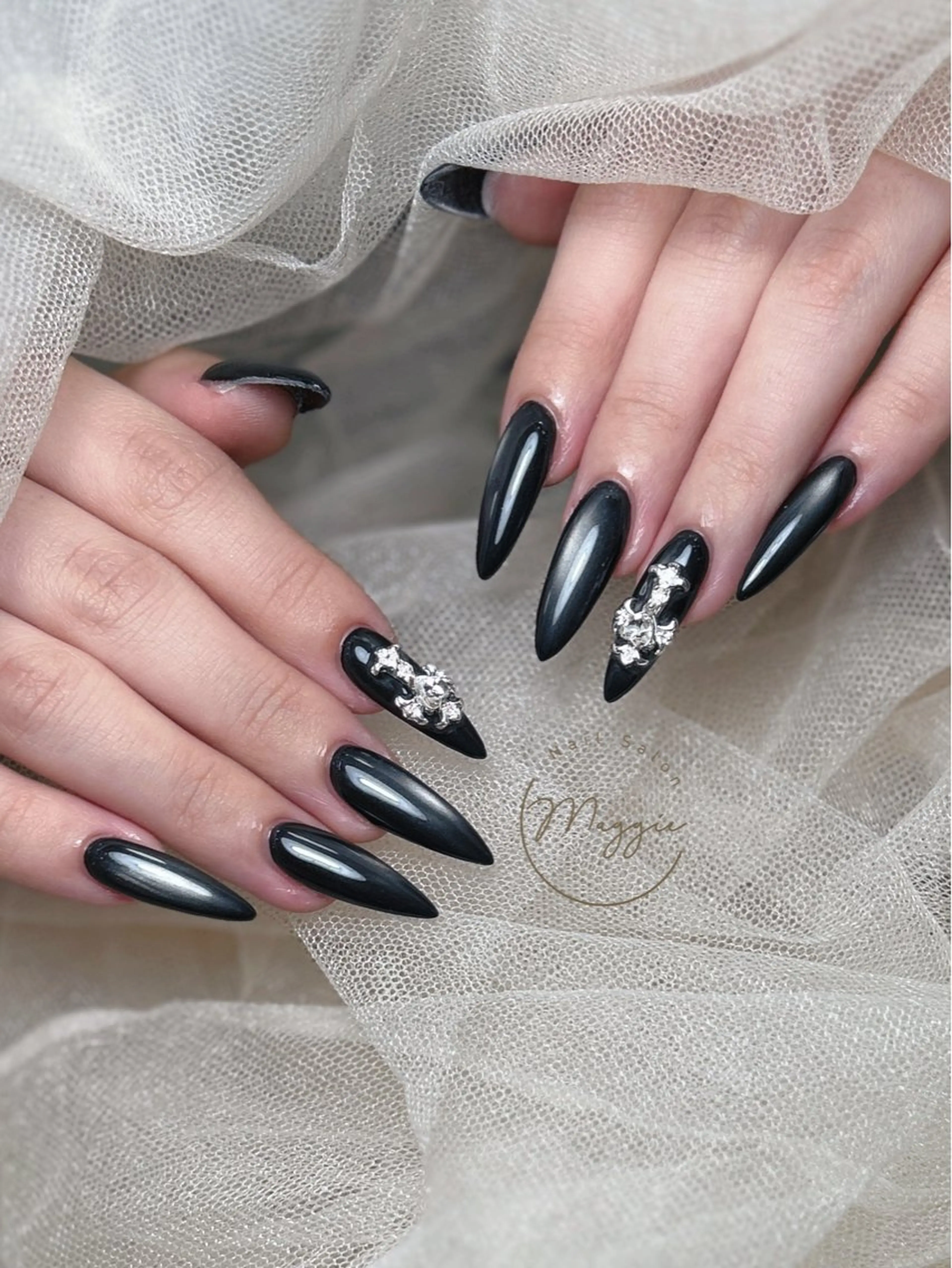ネイル Maggie Nail🦩のネイルデザイン