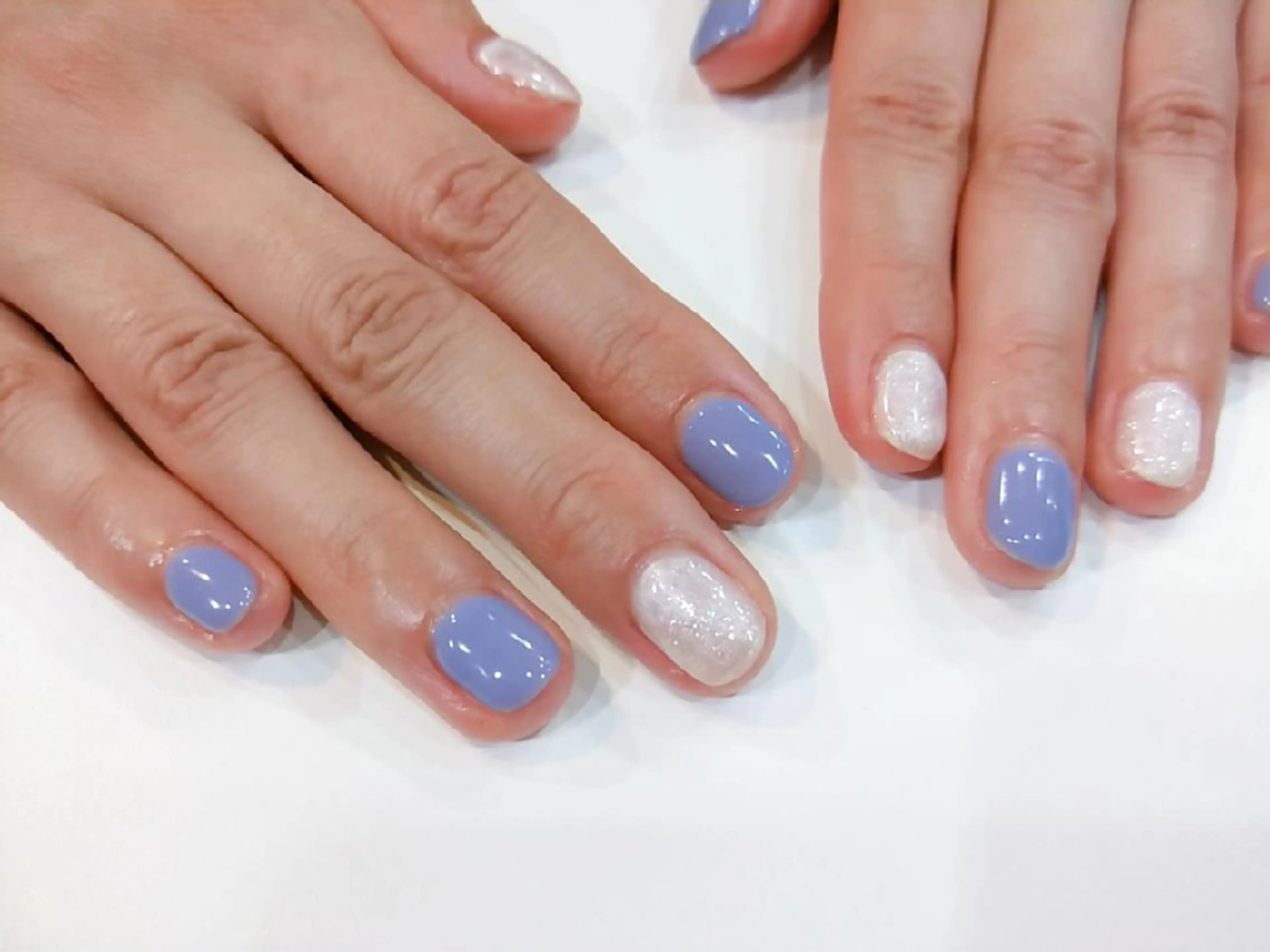 ネイル ハンドネイル ハンドケア R'well所属・はばすみれ🎀ﾈｲﾙ 光ﾌｪｲｼｬﾙ ﾍｱのネイルデザイン