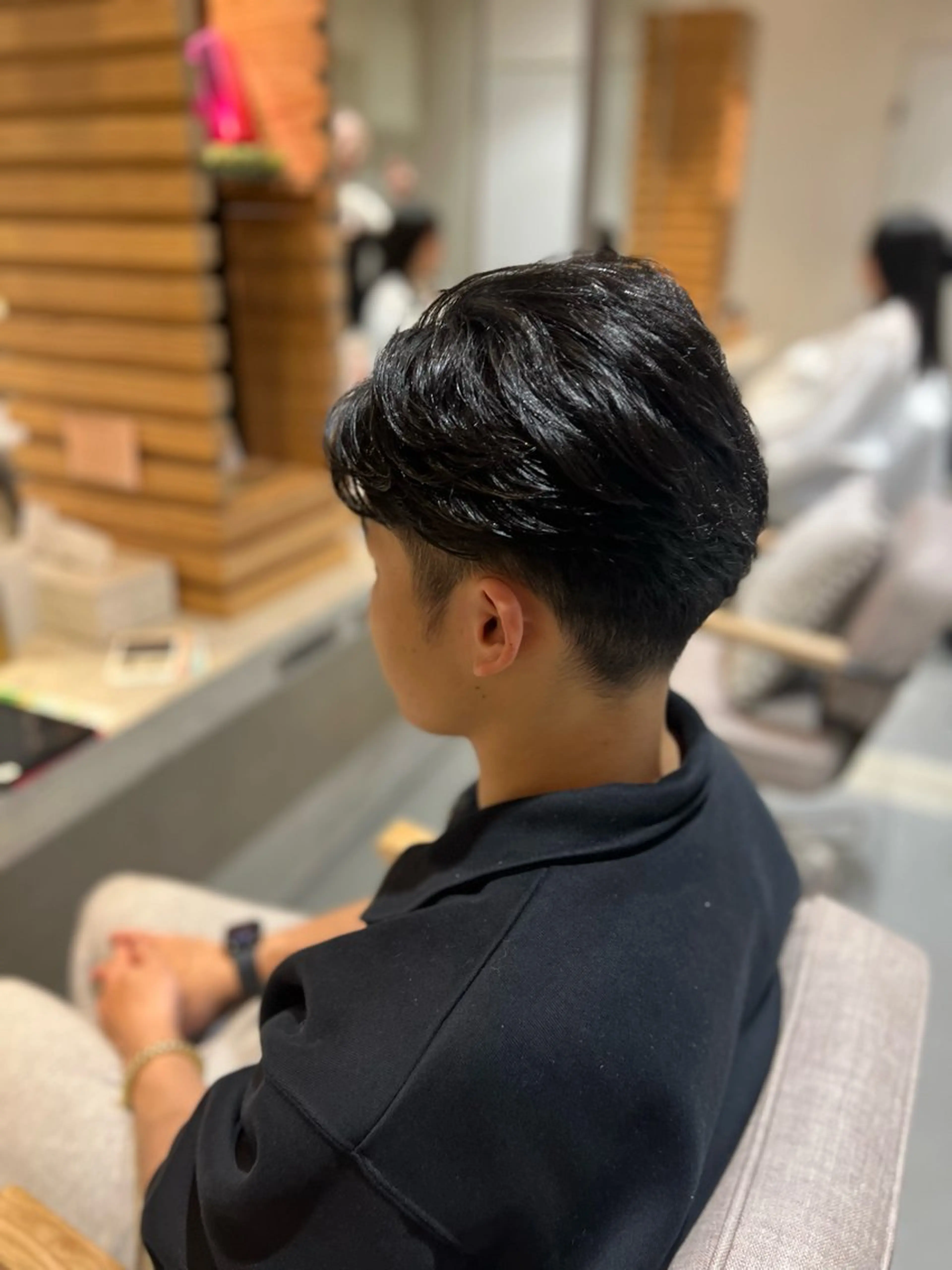 メンズ カット 小嗣 篤輝のヘアスタイル