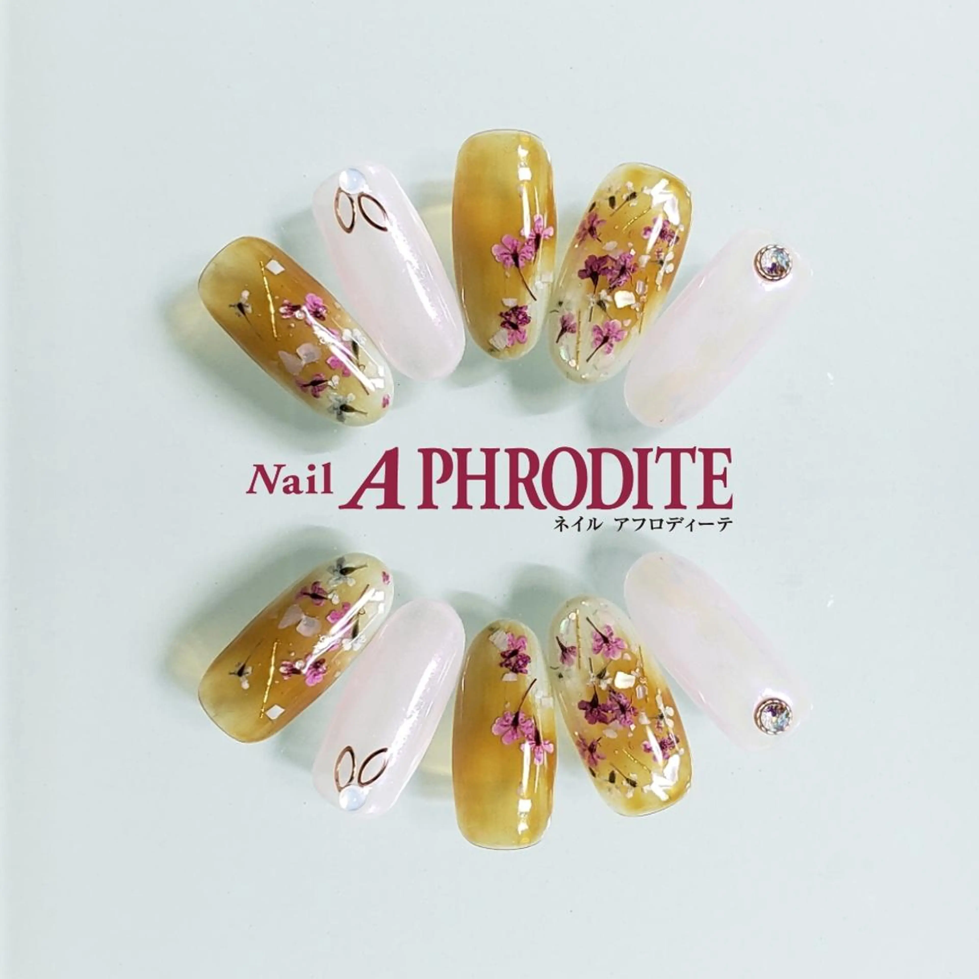 ネイル 持ち込み ニュアンスネイル ハンドネイル Nail  Aphroditeのネイルデザイン