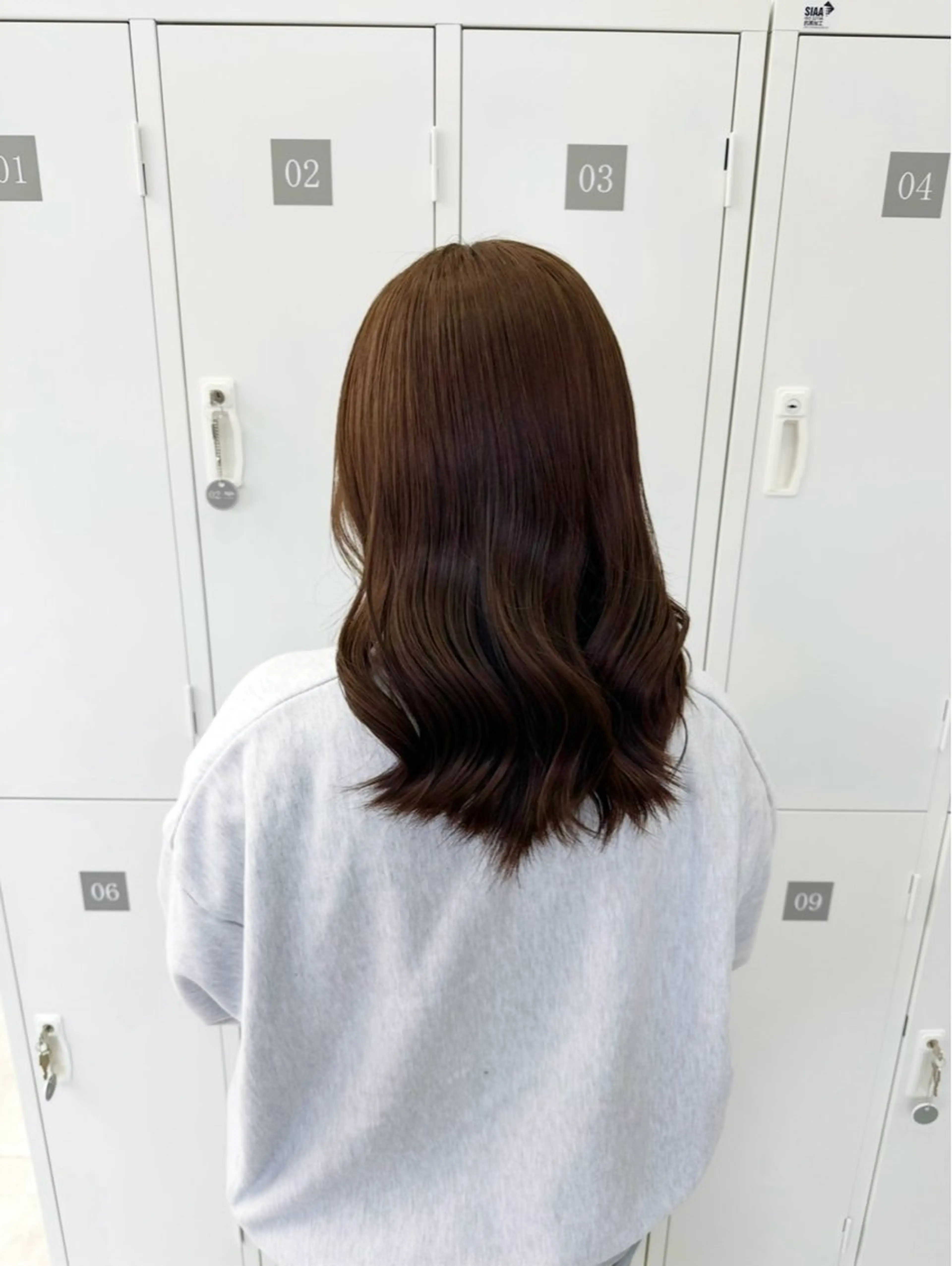 ミディアム カラー ブラウンカラー 相田 絢音のヘアスタイル