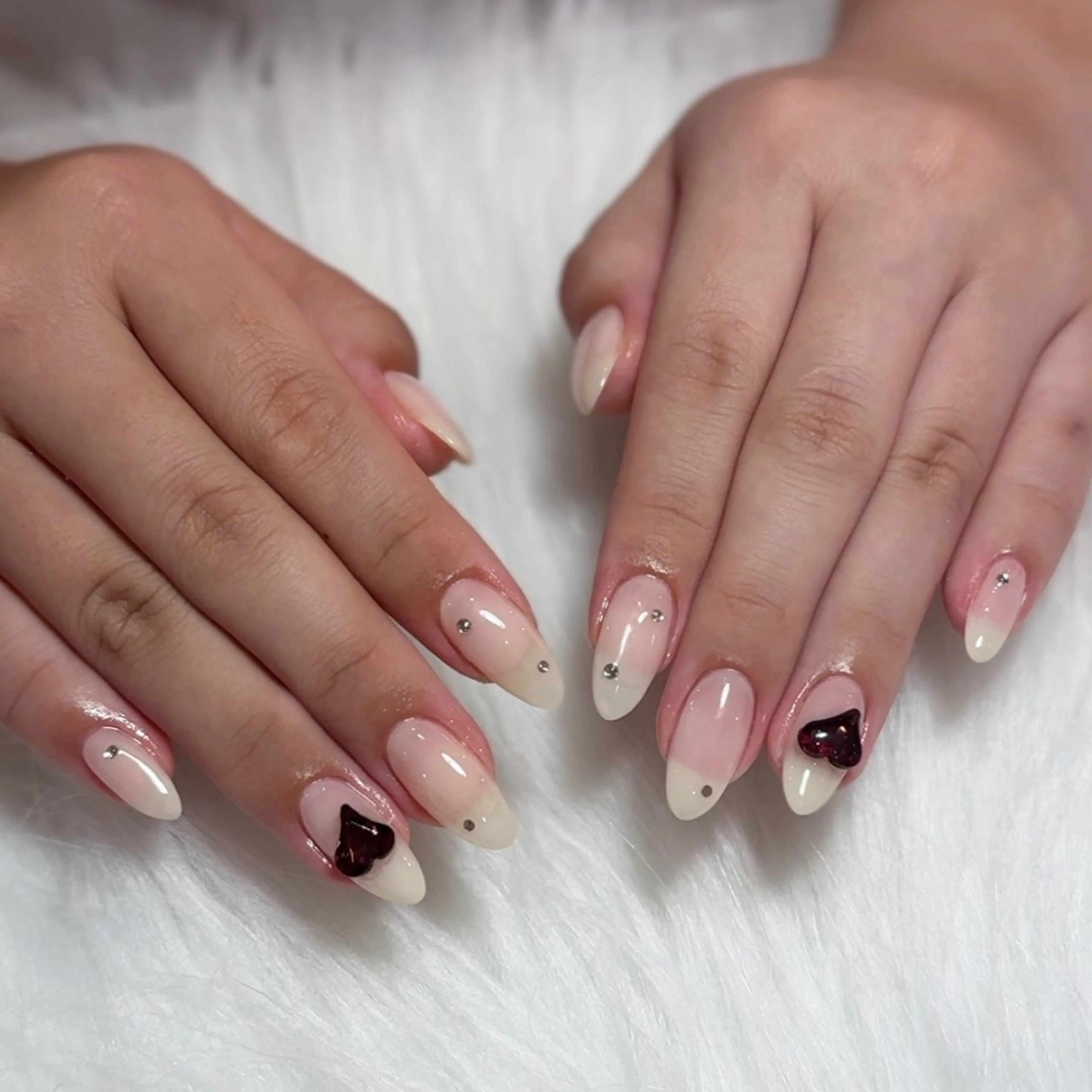 カラー salon re:bonnのネイルデザイン