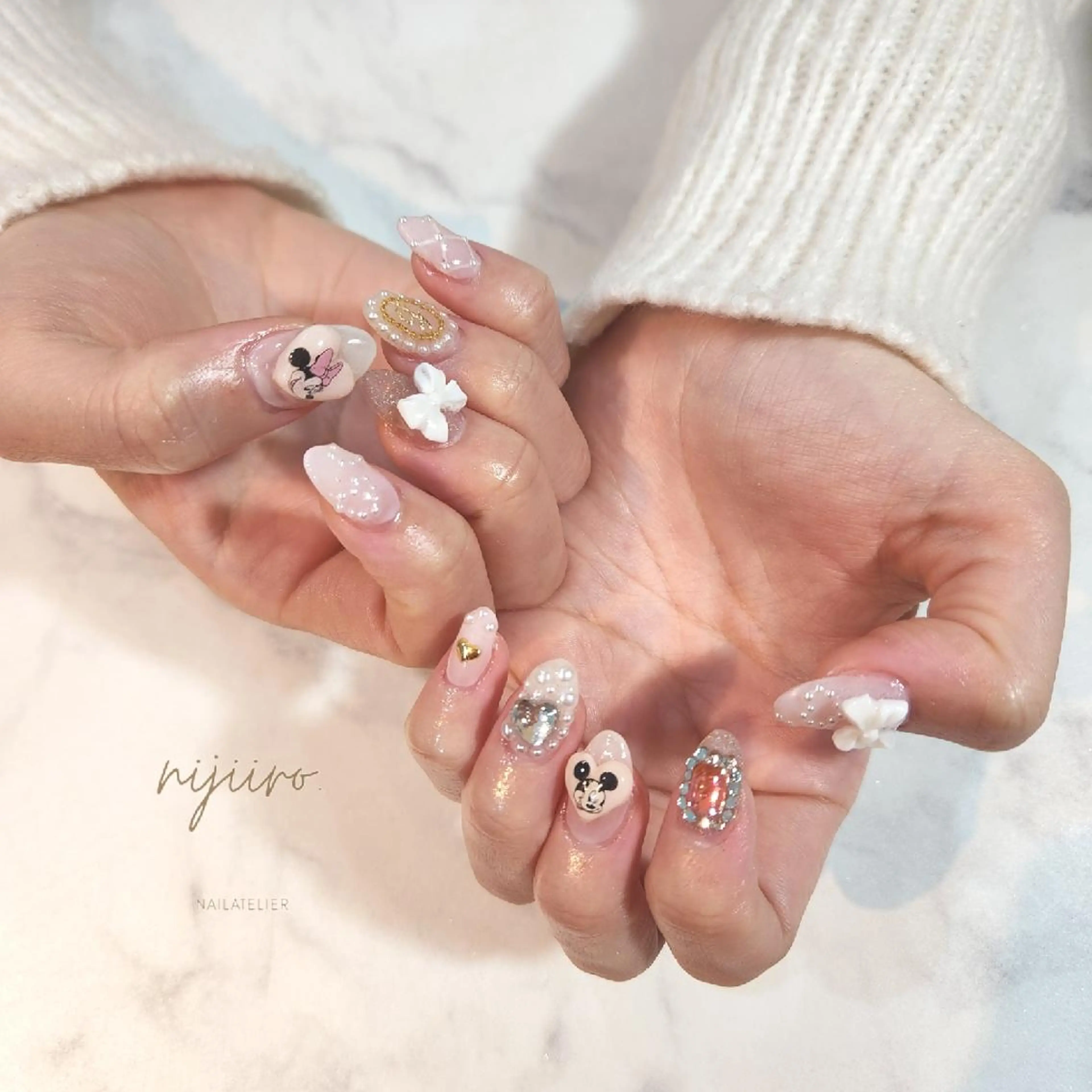ネイル ハンドネイル nailatelier nijiiro.所属・nijiiro🌈 サトウのネイルデザイン