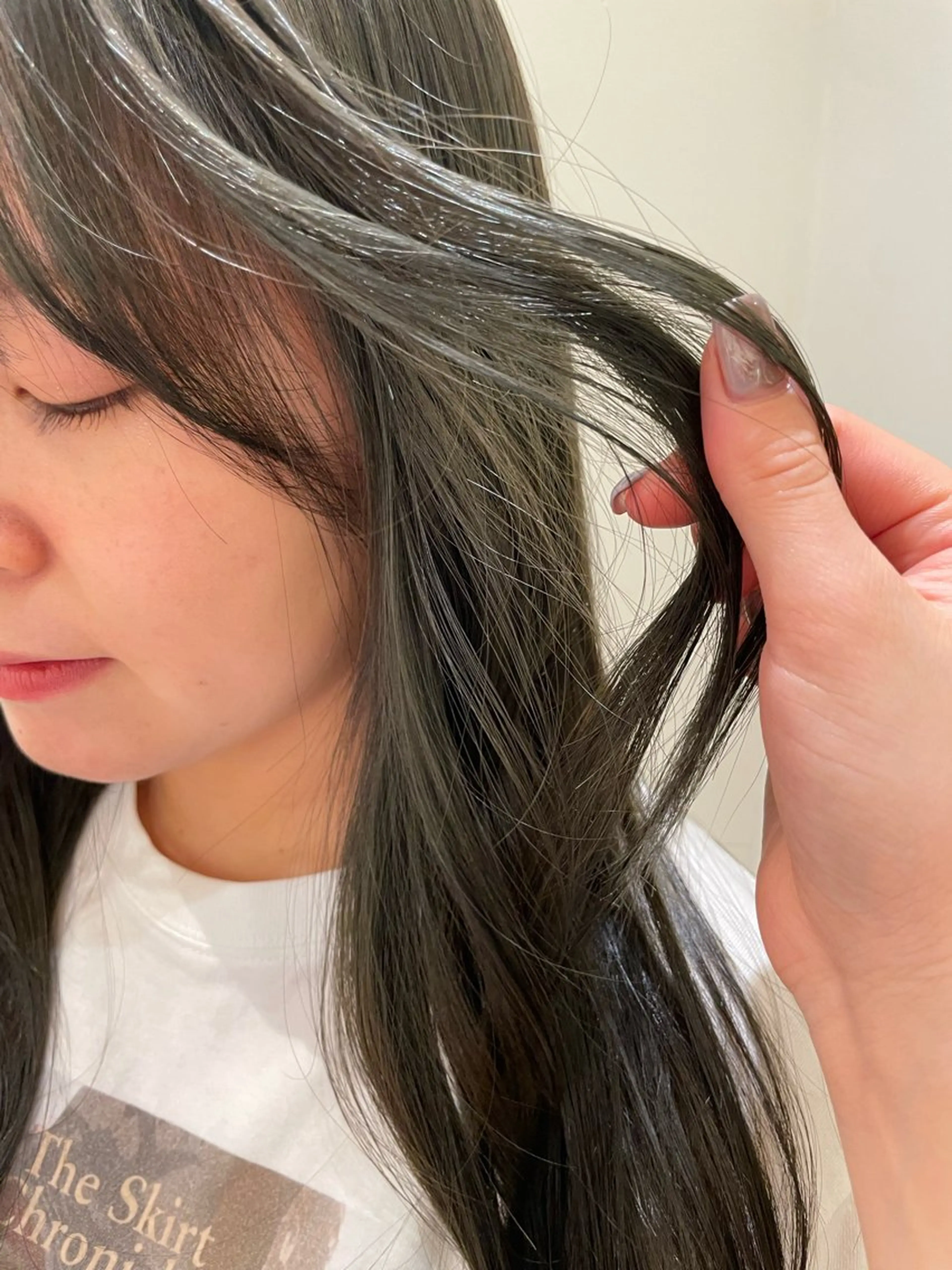 カラー グレージュ オリーブグレージュ オリーブグレー イシバシ ミナミのヘアスタイル