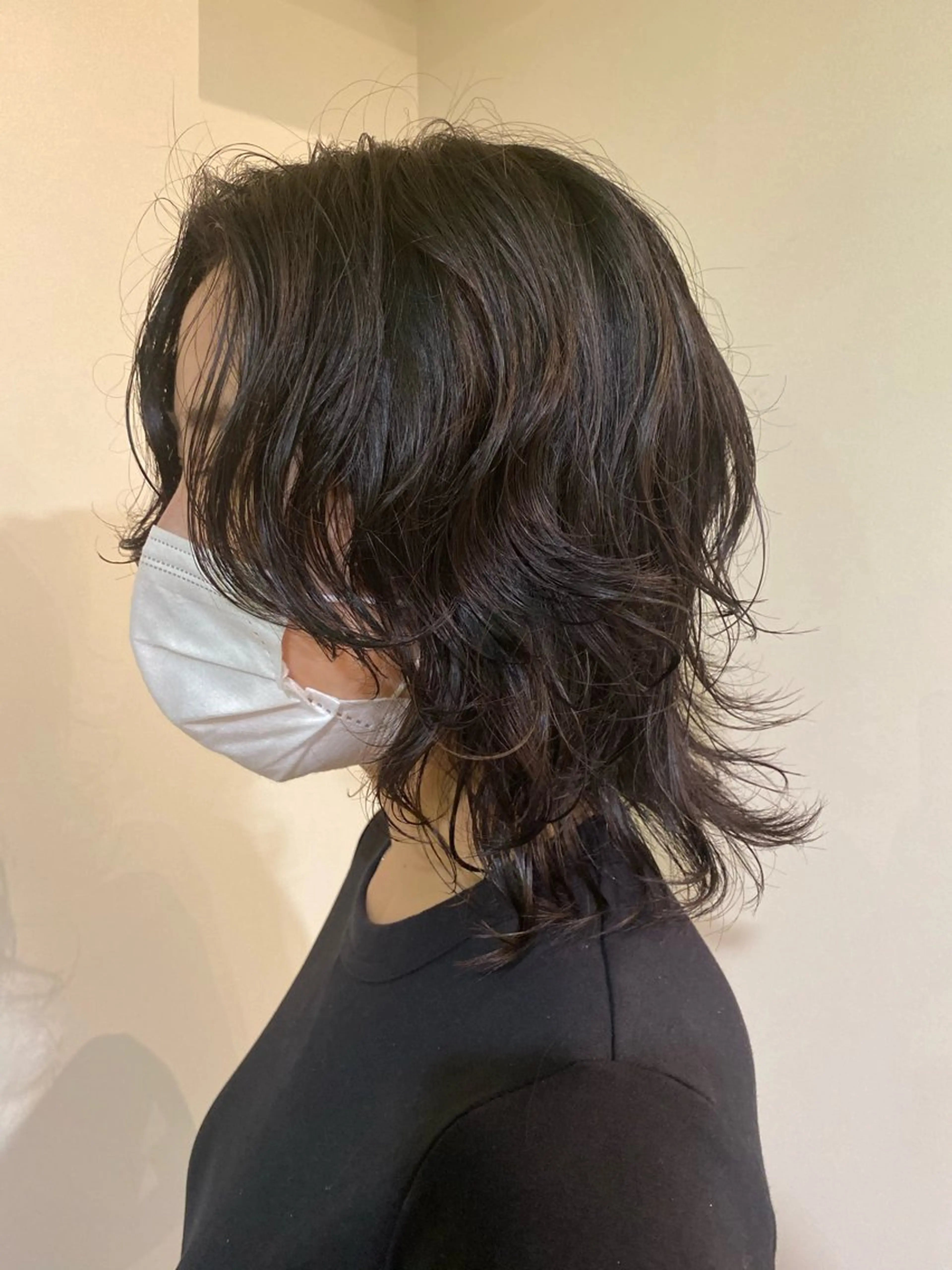 ミディアム パーマ ミディアムパーマ ウルフカット ニュアンスパーマ 🌈デザインヘア職人 Kaede🌈のヘアスタイル