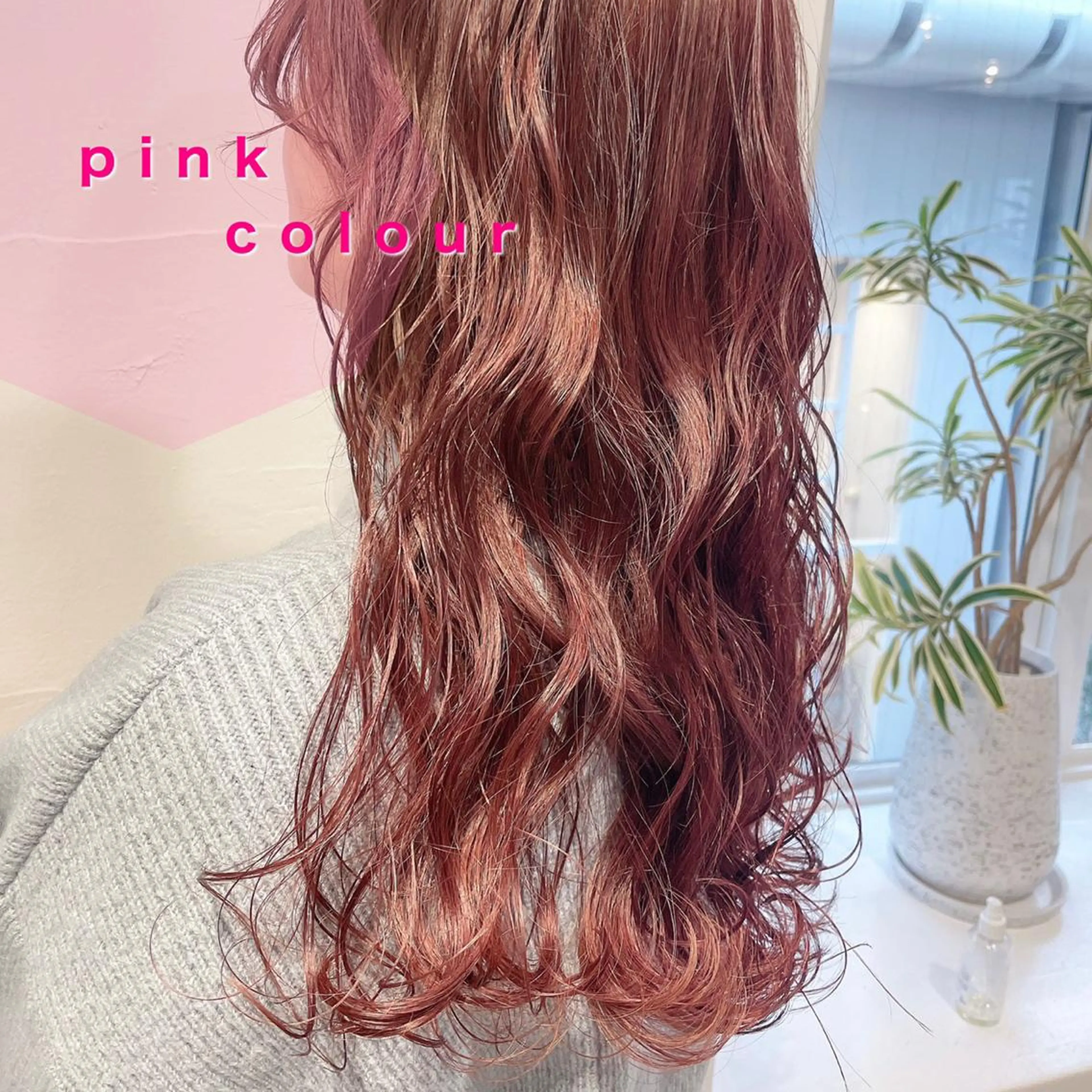 セミロング カラー ブリーチ ピンクカラー . AYUKAのヘアスタイル