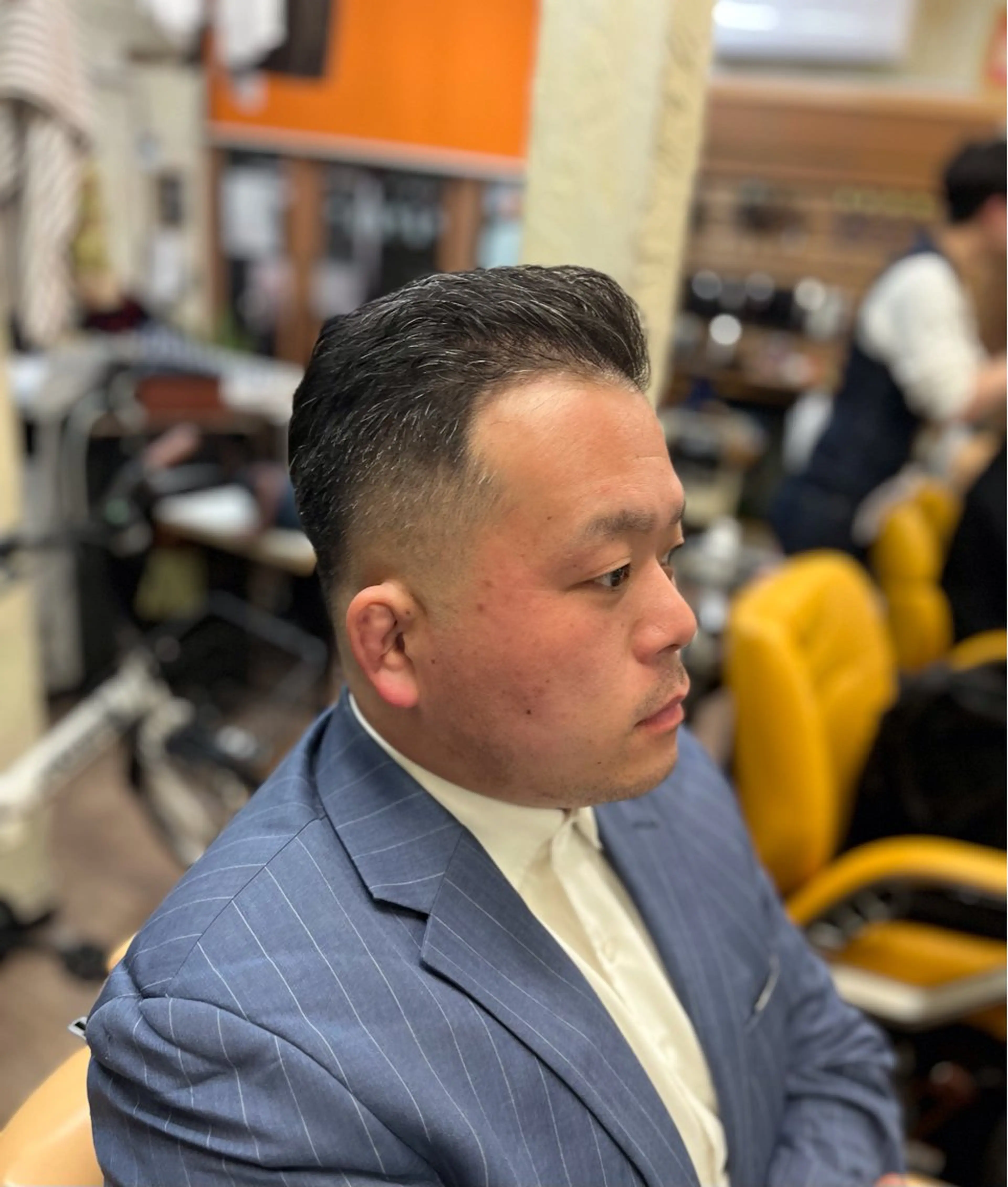 ショート ヘア ブンブンのヘアスタイル