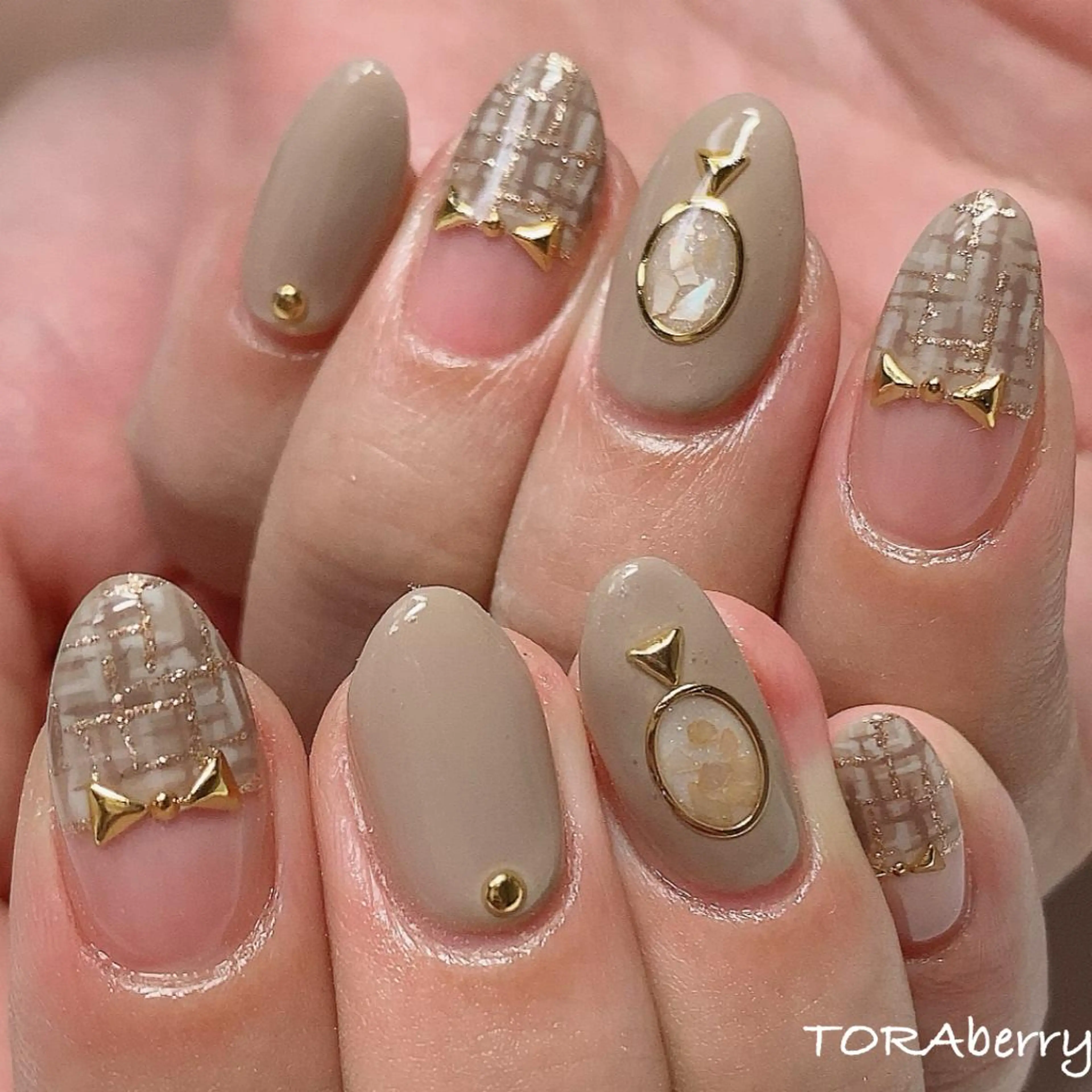 ネイル ネイリスト なつみのネイルデザイン