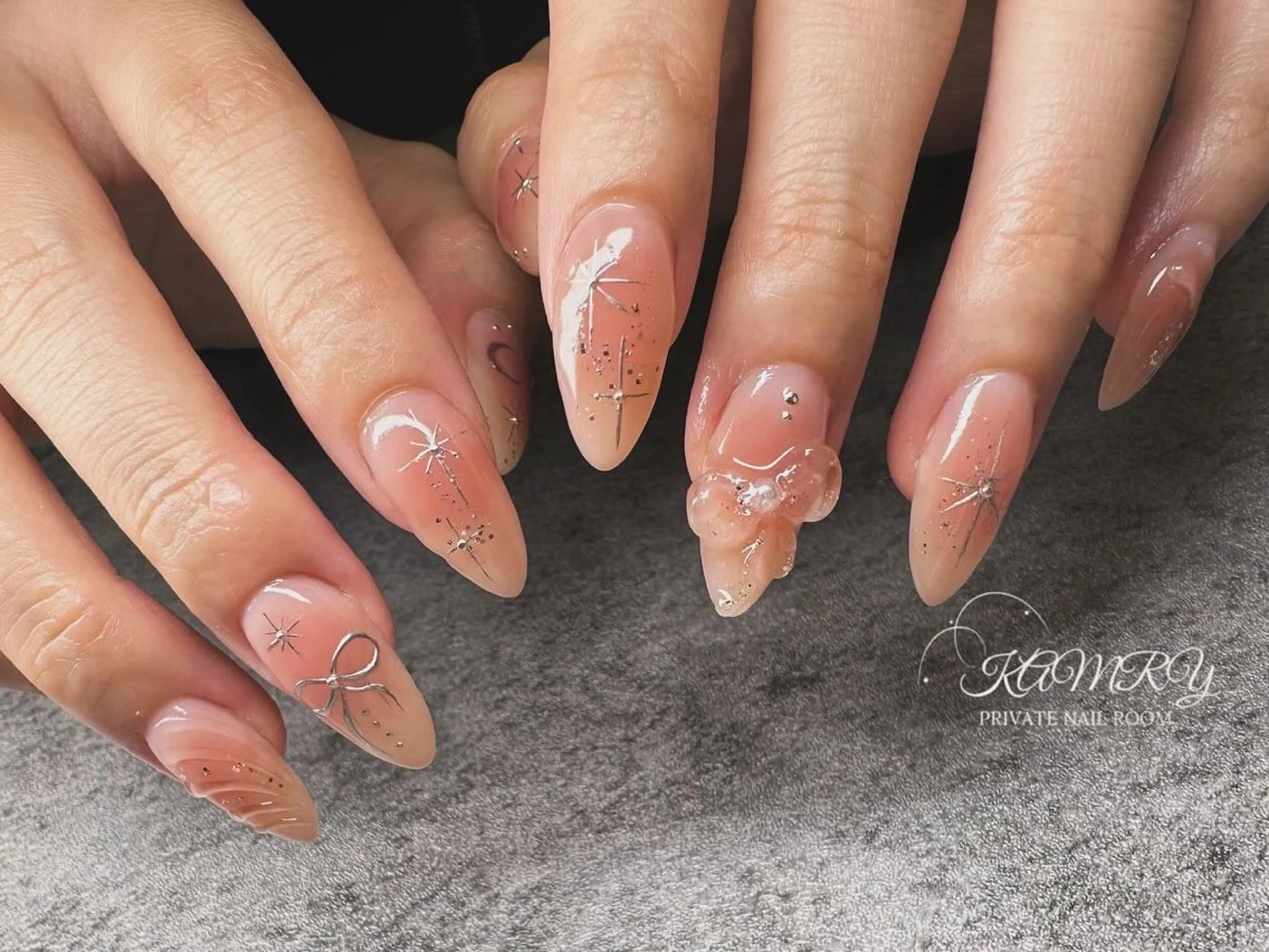 ネイル ハンドネイル La ala nailのネイルデザイン