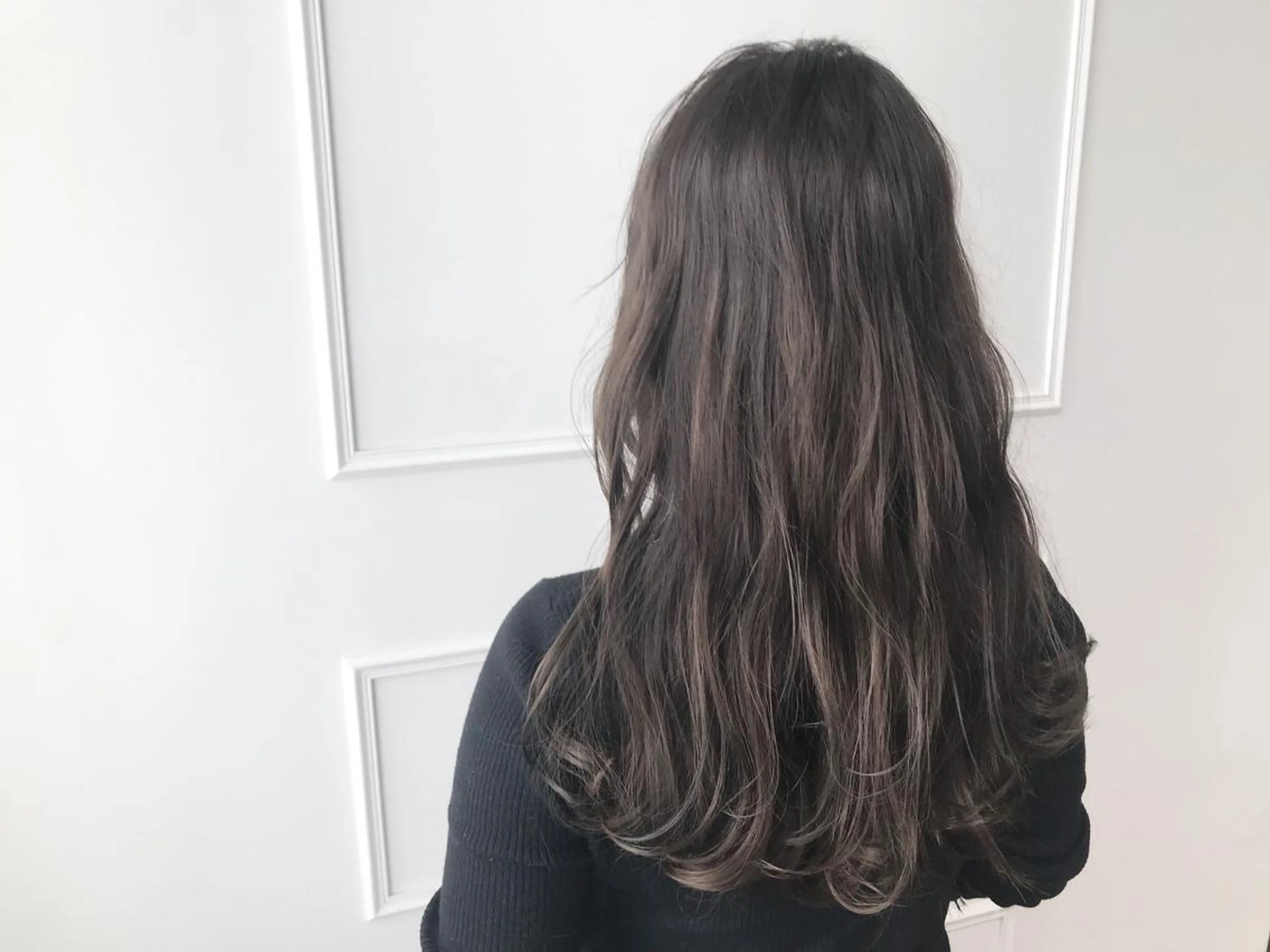 ロング 黒神 浩之のヘアスタイル