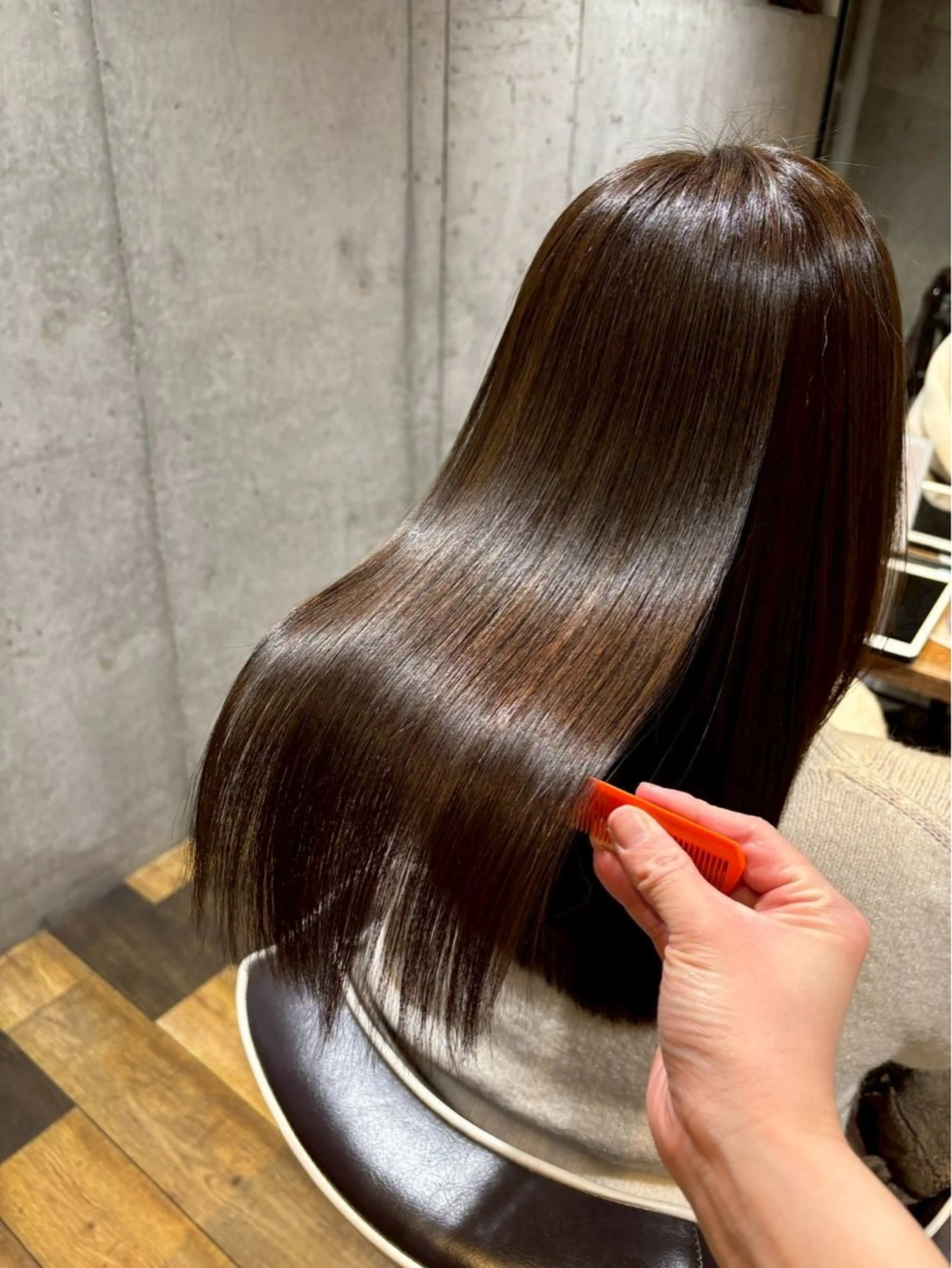 グレーカラー(白髪染めリタッチ)＋ミニヘッドスパ💆🏻‍♀️の写真