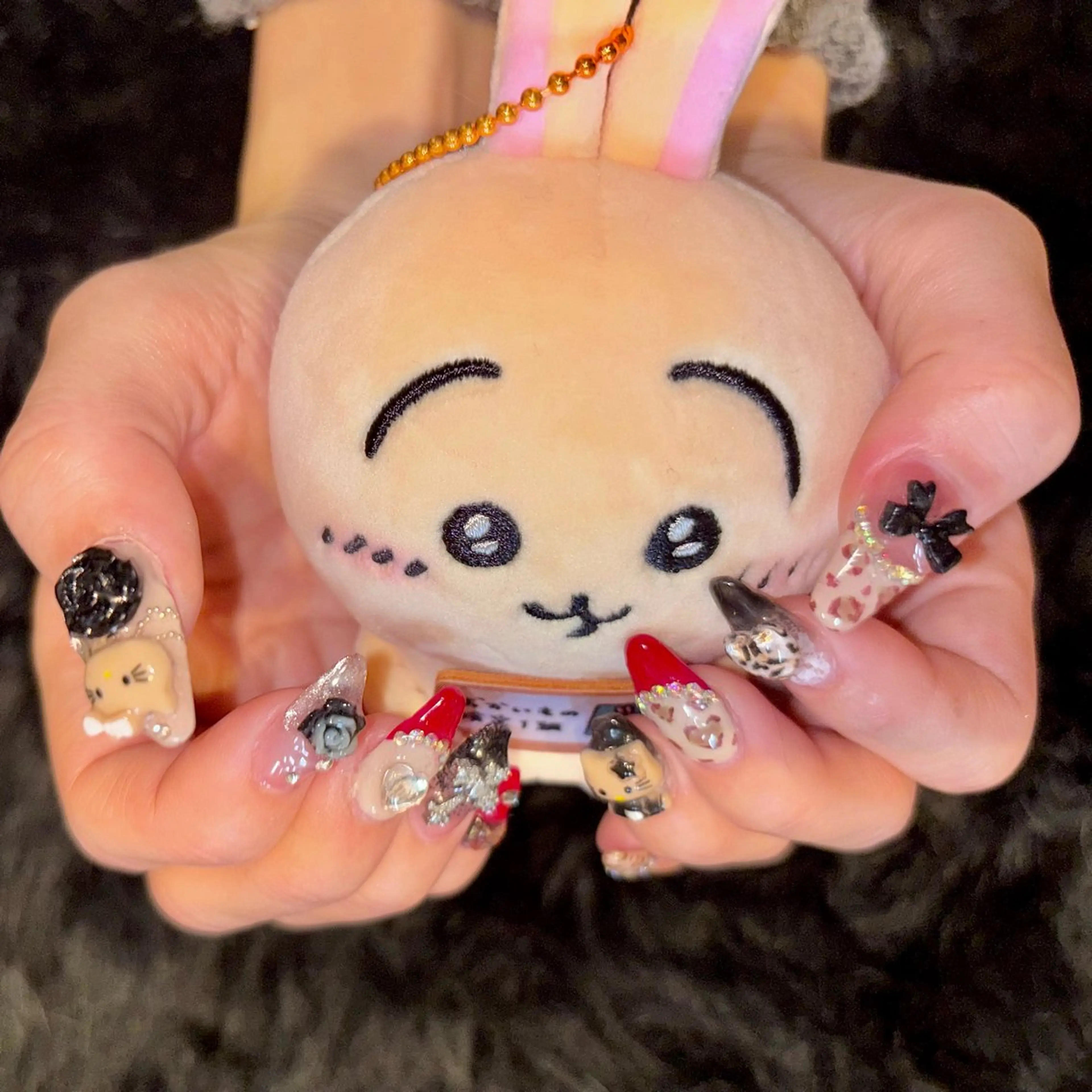 ネイル Momoka .のネイルデザイン