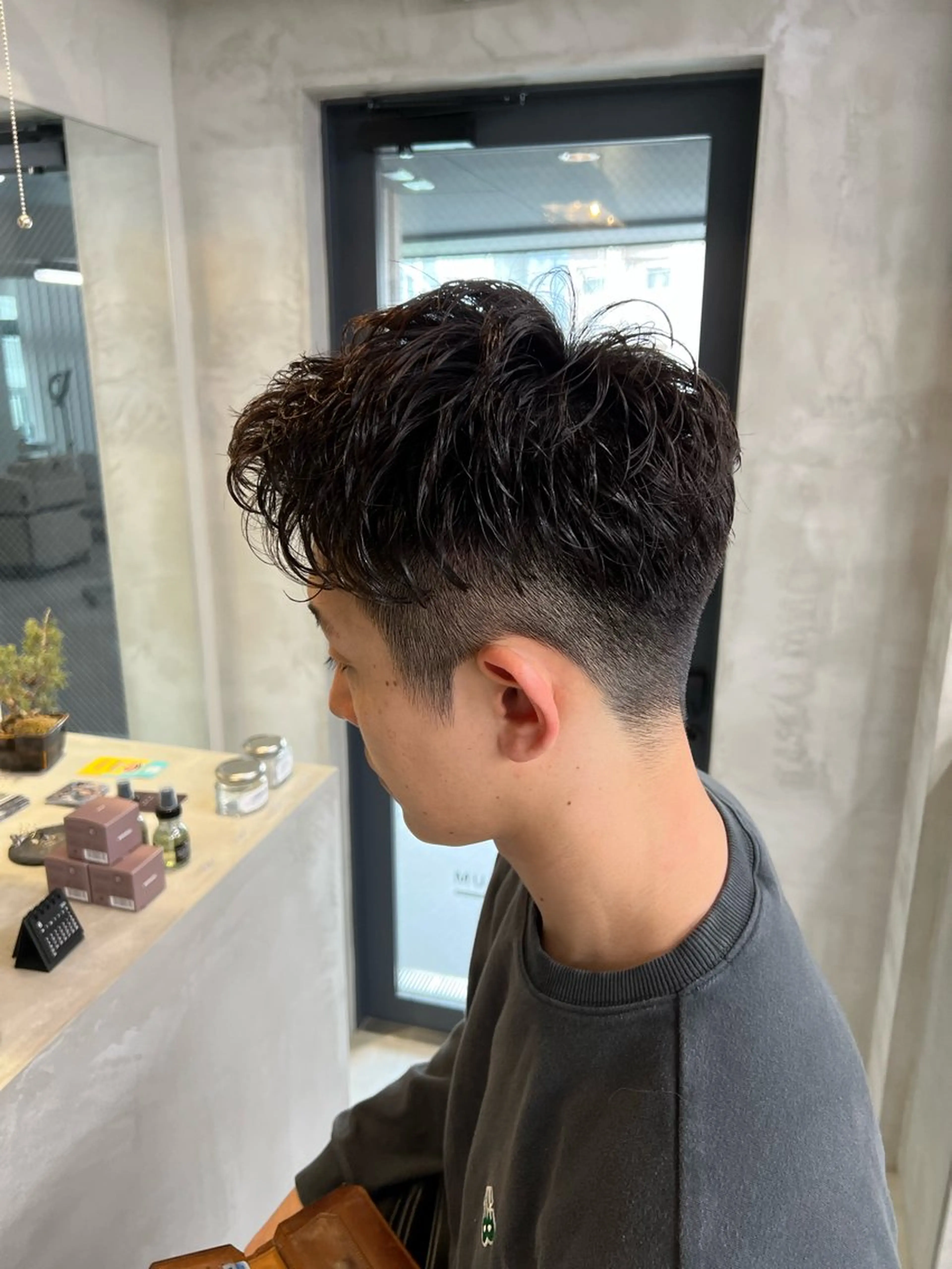 パーマ メンズ カット無料/髪質改善 髪質根本改善/艶髪のヘアスタイル