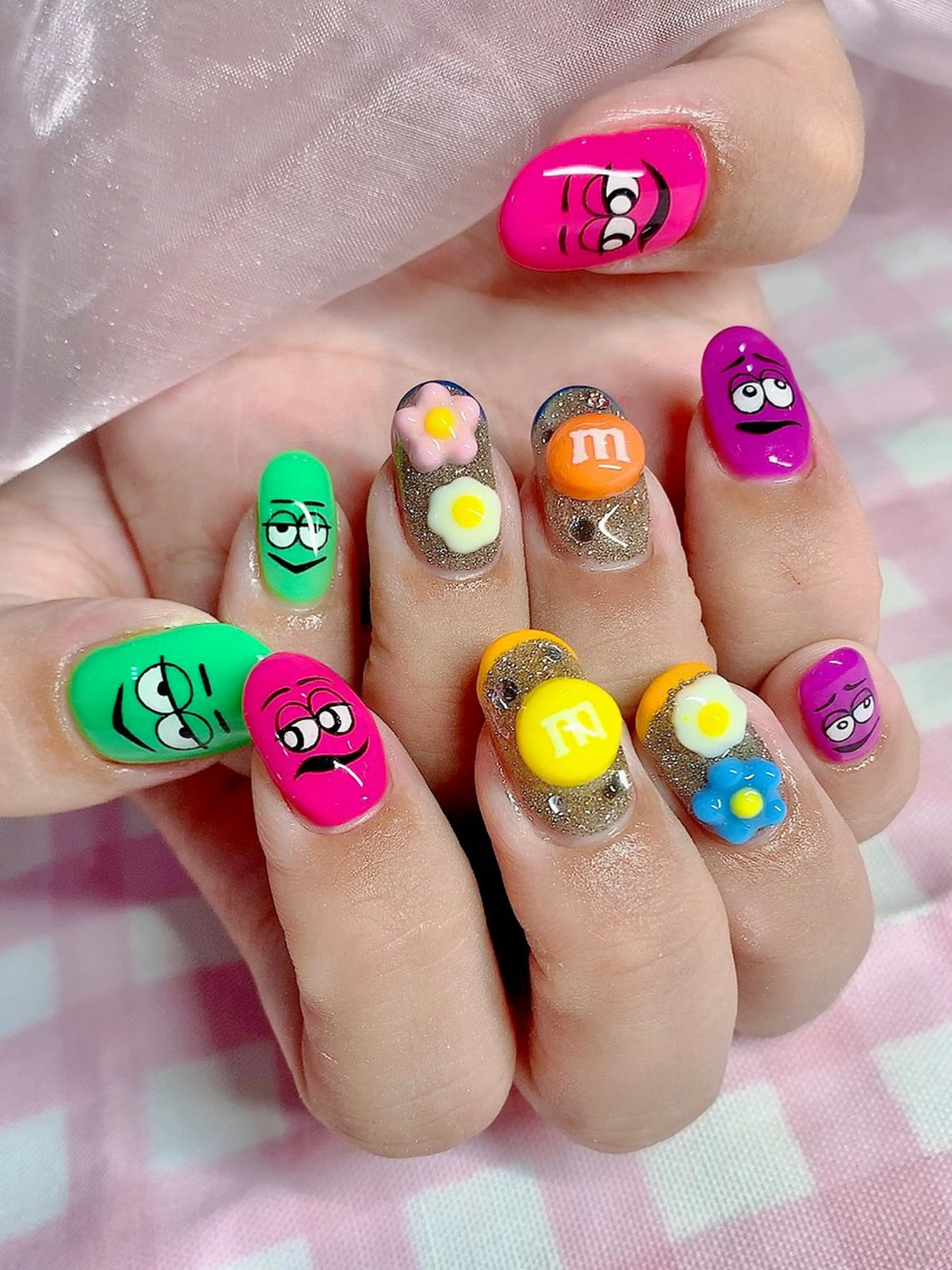 ネイル アートネイル キラキラネイル 韓国ネイル 持ち込み ぷっくりネイル 3Dアートネイル💗 都築レナのネイルデザイン