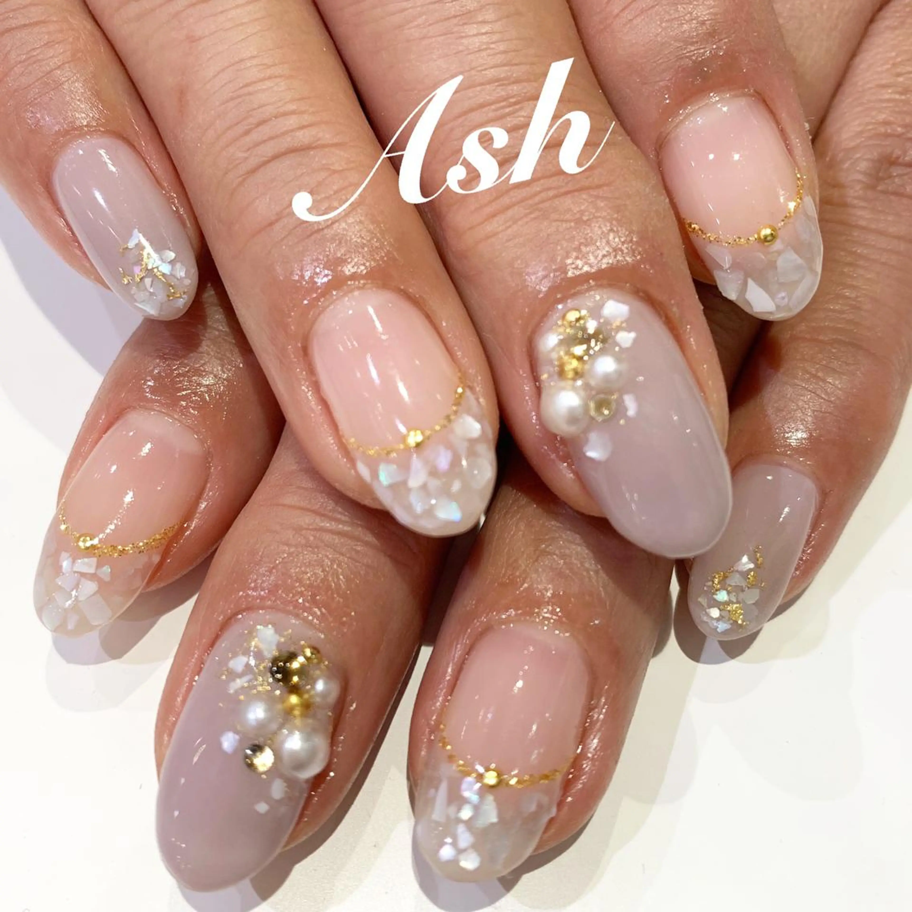 ネイル 🩵NORIKO 上品ネイルが得意🩵のネイルデザイン