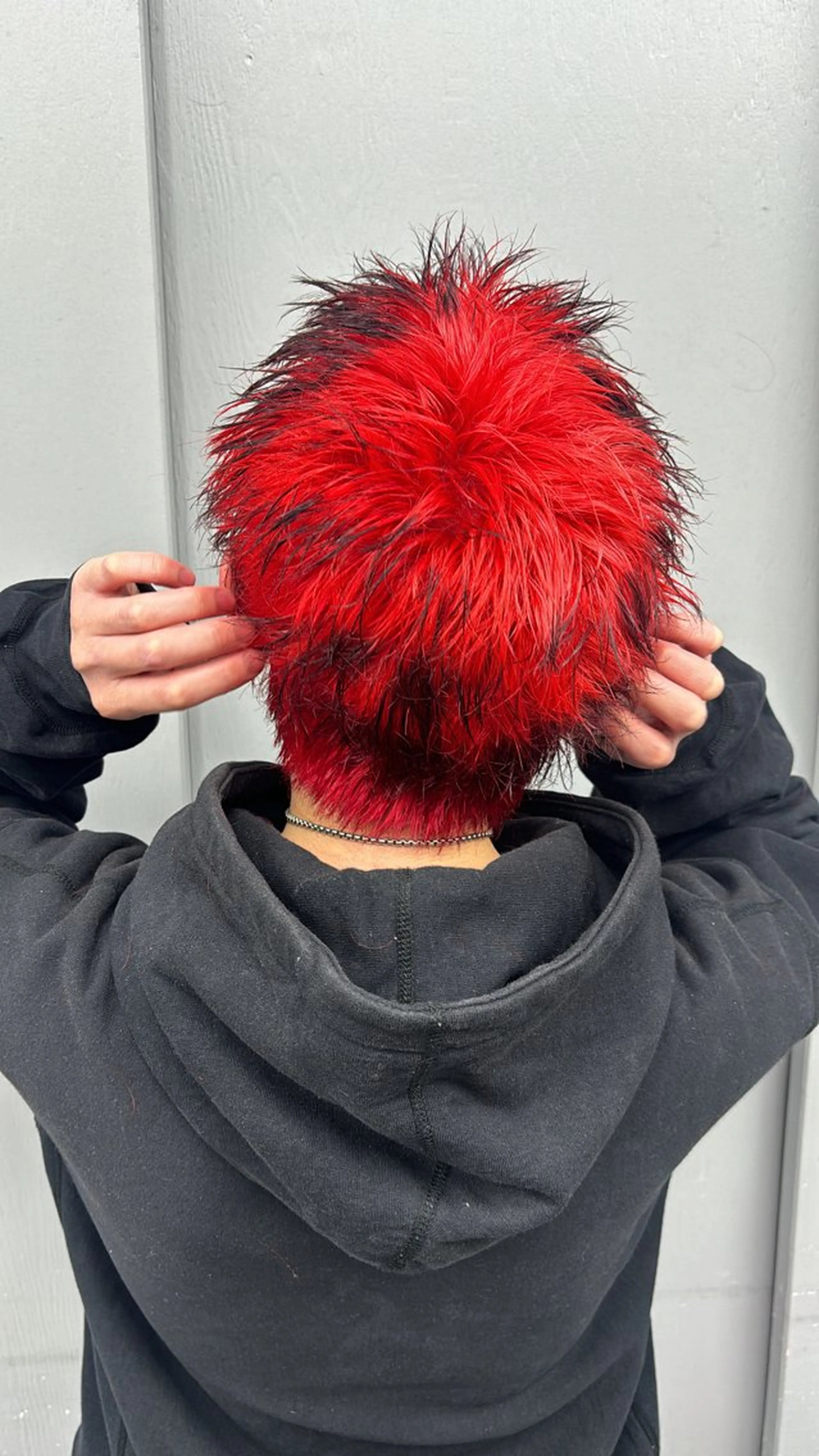 ショート カラー メンズ デザインカラー レッドカラー ヘアカラー メンズパーマ/韓国 ヘア/Mino🤍のヘアスタイル