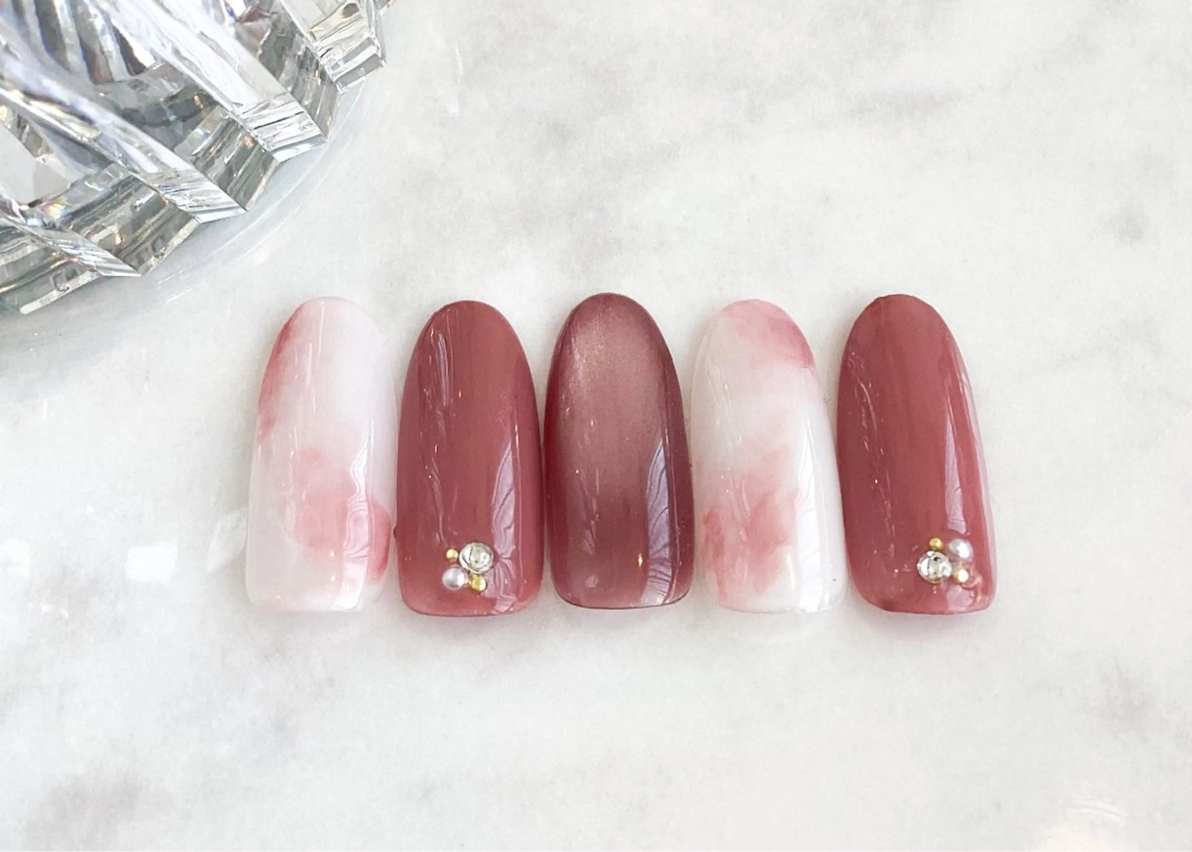 ネイル 💠Peerless ネイル&アイ🫧のマツエク・マツパデザイン