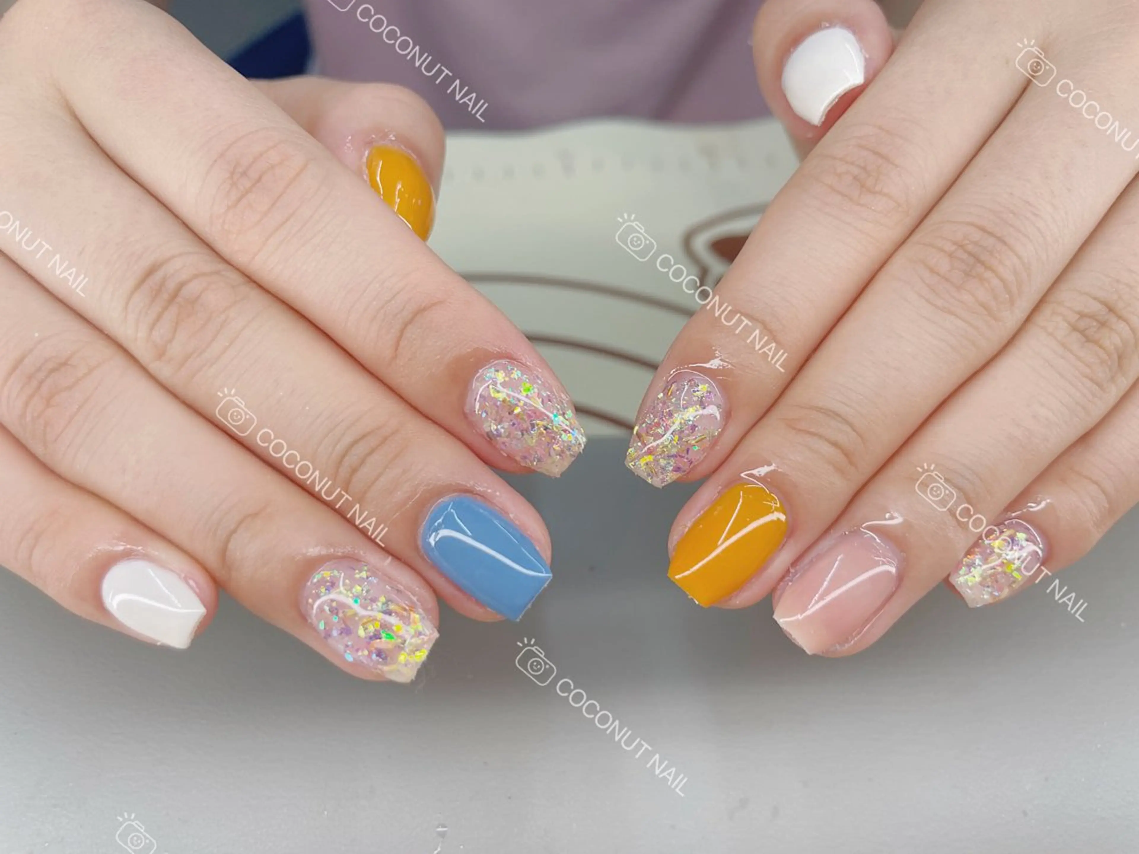 ネイル ハンドネイル 神田 ココナッツのネイルデザイン