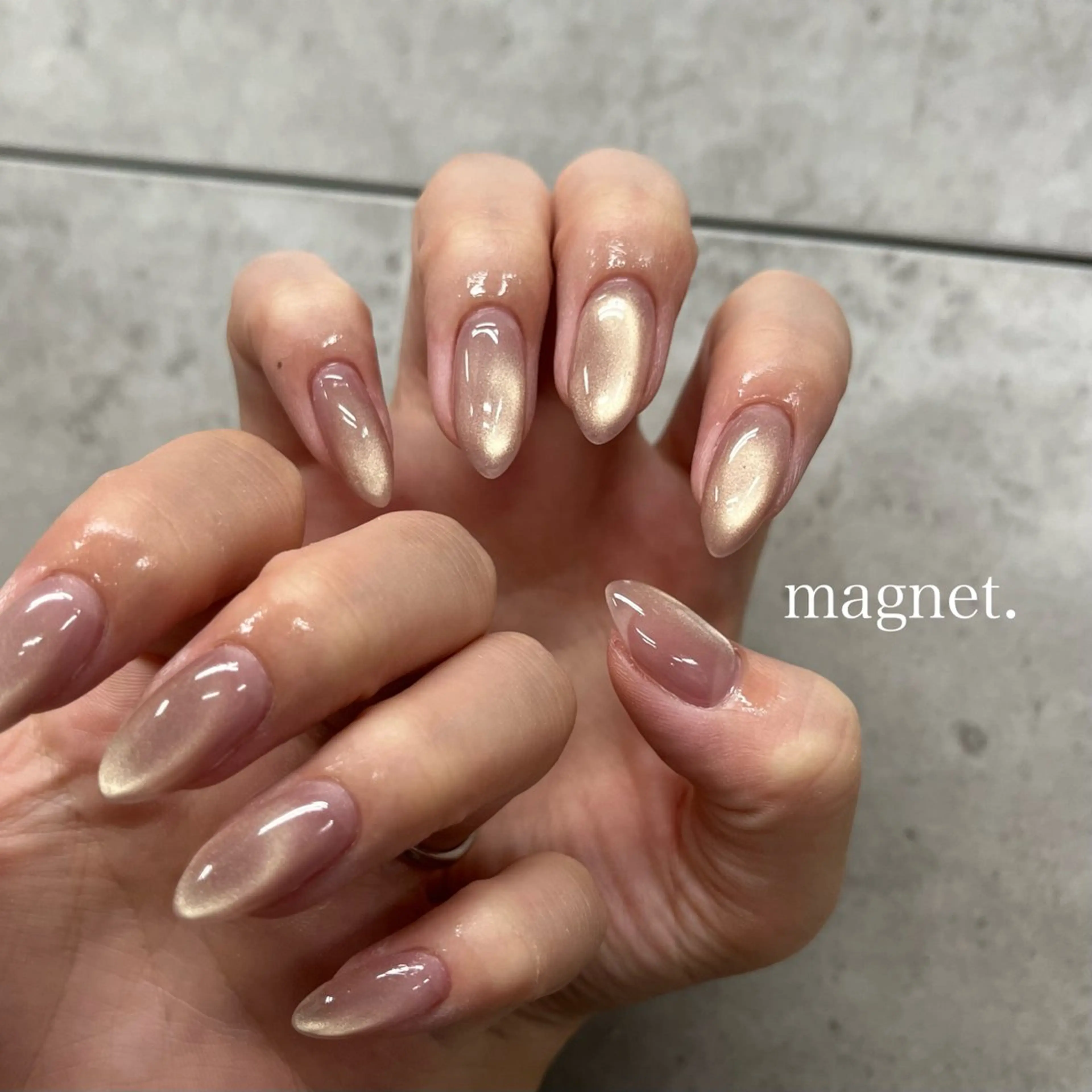 ネイル ブラウン ゴールド 氷ネイル・うるうるネイル ハンドネイル tener 🧋yume🧋のネイルデザイン