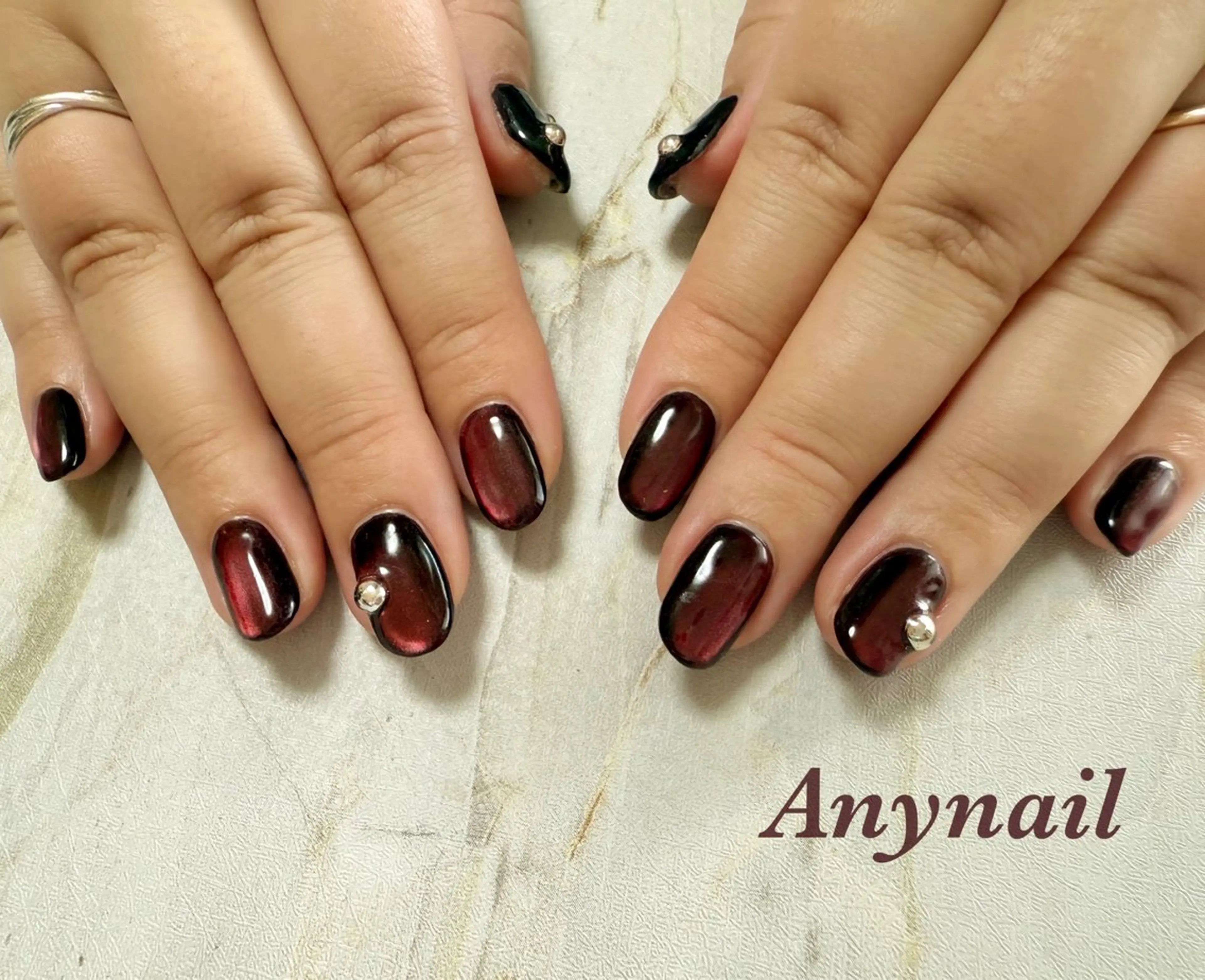 ネイル ブルー マグネットネイル 赤色 冬ネイル 岩澤 恵子のネイルデザイン