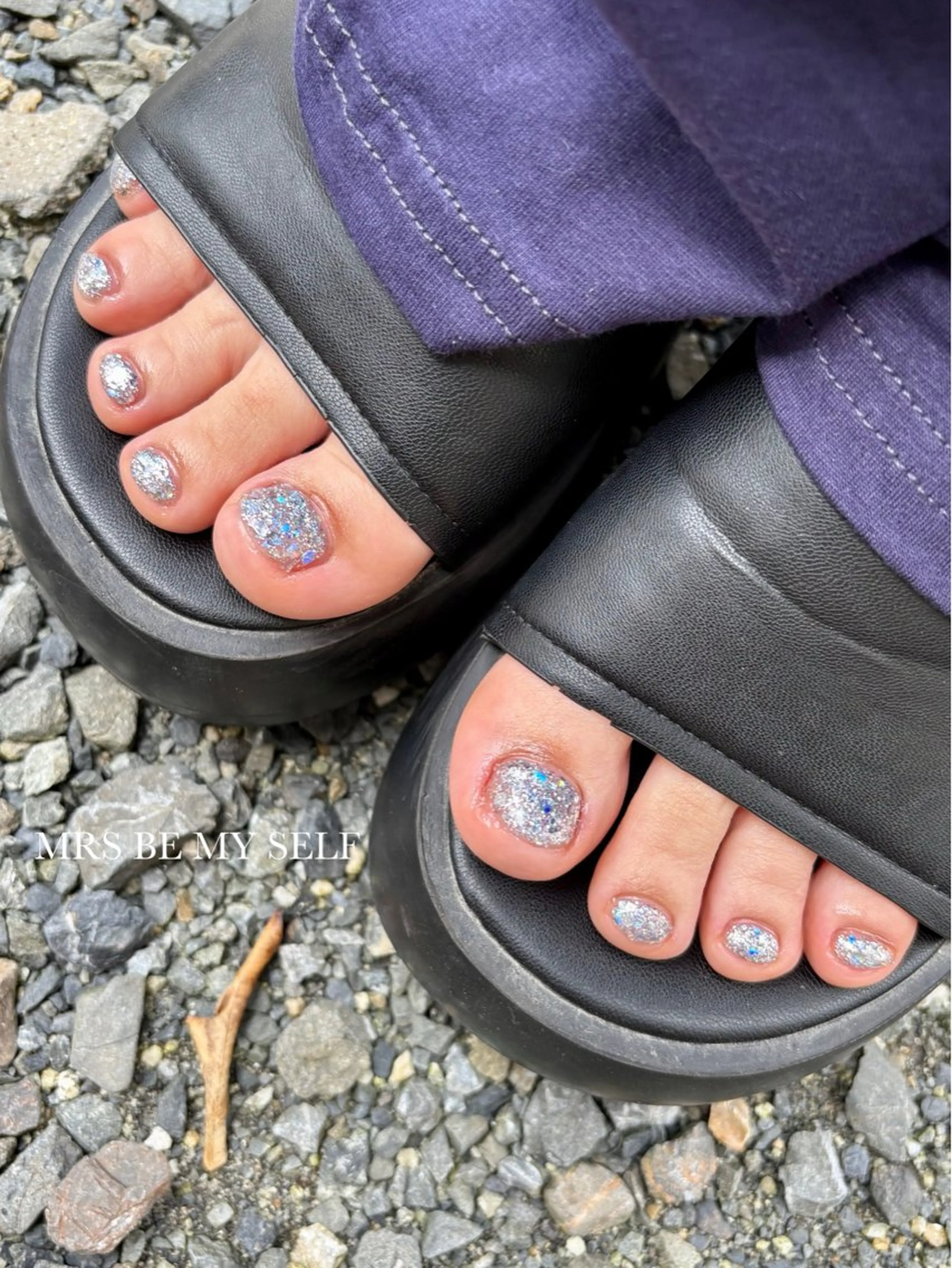 ネイル フットネイル ワンカラーネイル MRS/ miyu🎀のネイルデザイン