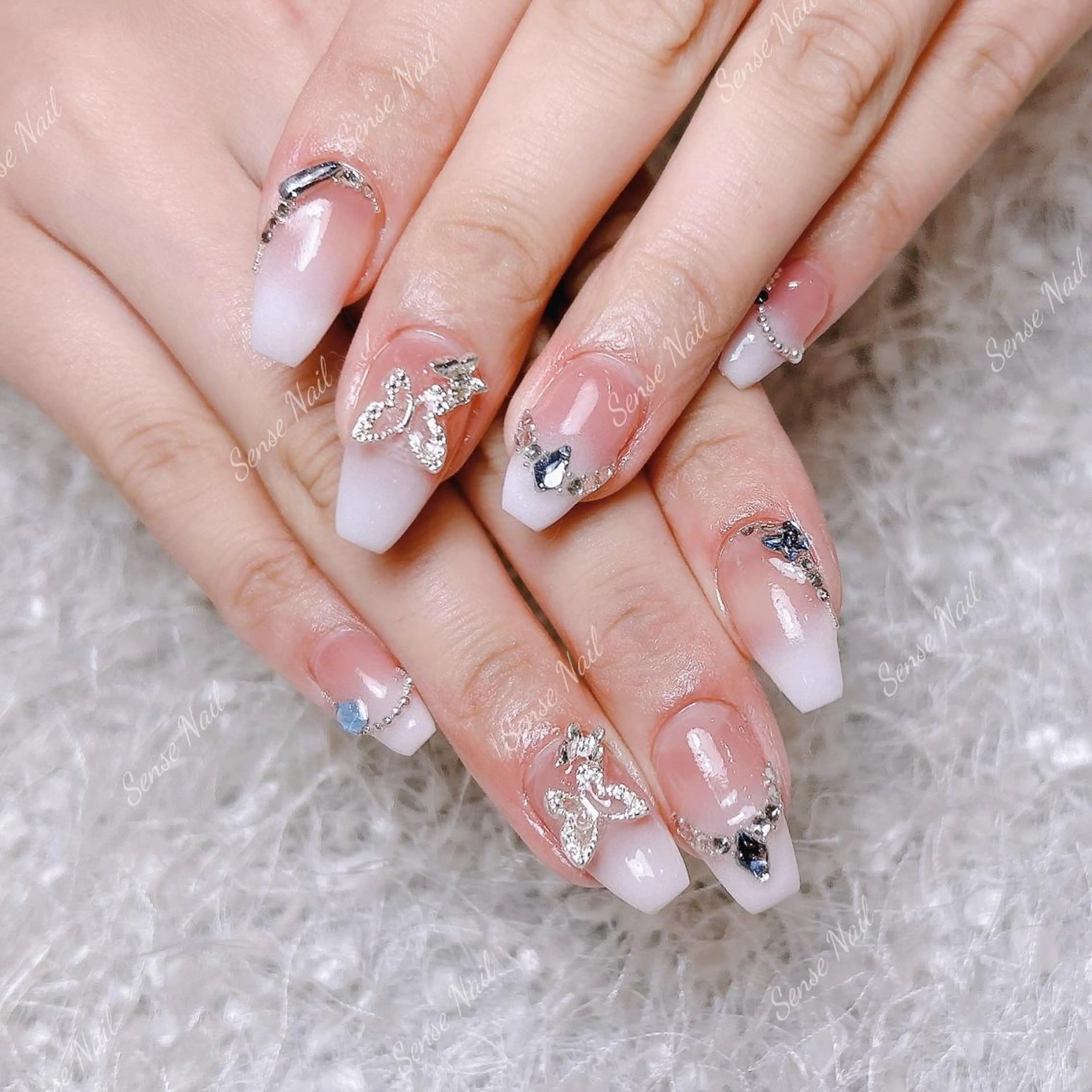 ネイル ハンドネイル ハンドケア 🎀Sense Nail池袋店🎀のネイルデザイン