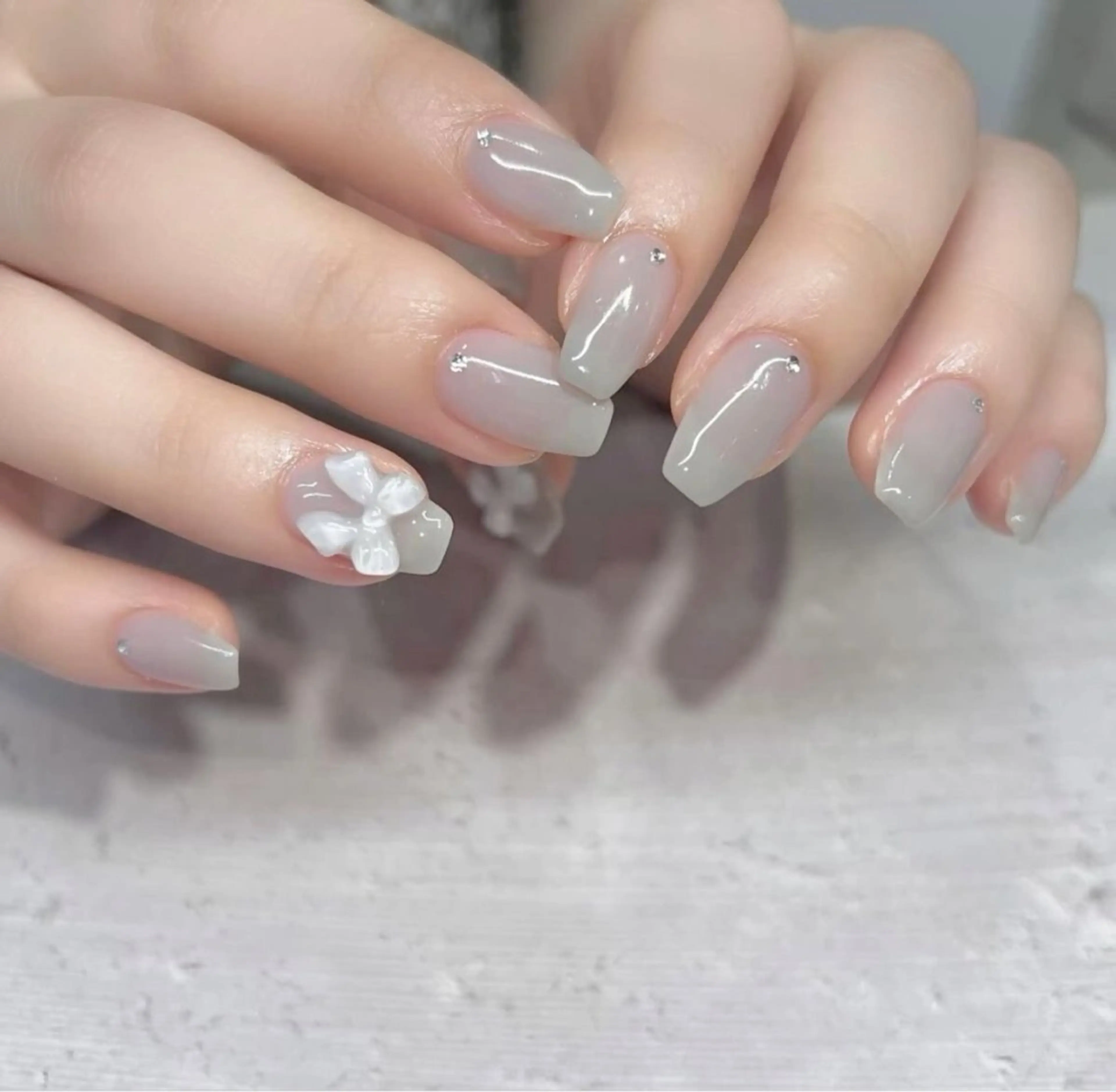 ネイル グラデーション ラメ(グリッター) マグネットネイル ミラーネイル ニュアンスネイル ハンドネイル Lumi de nailsのネイルデザイン