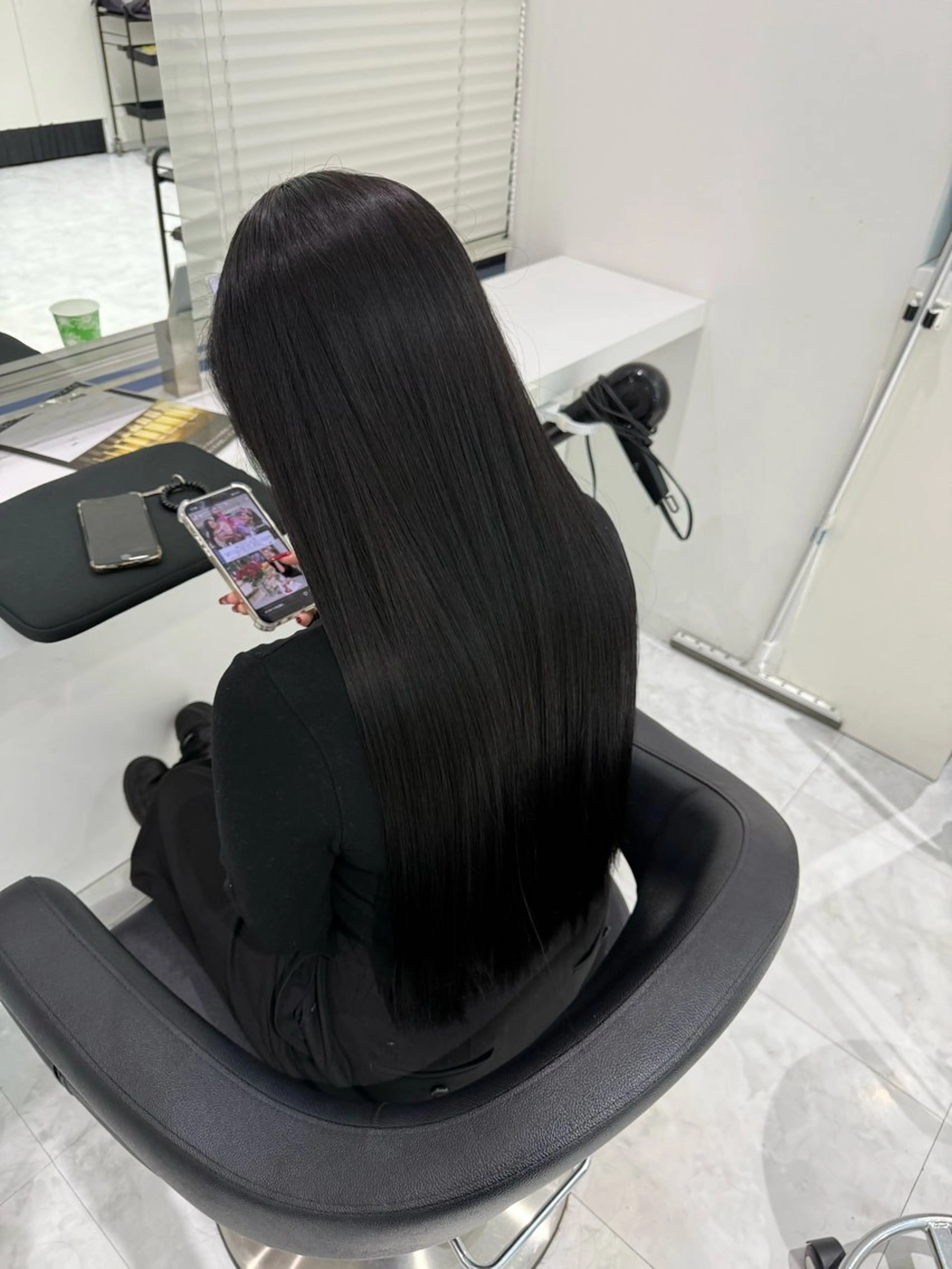 ロング カラー トリートメント 大人っぽ暗髪レディ 🩶takuto🩶のヘアスタイル