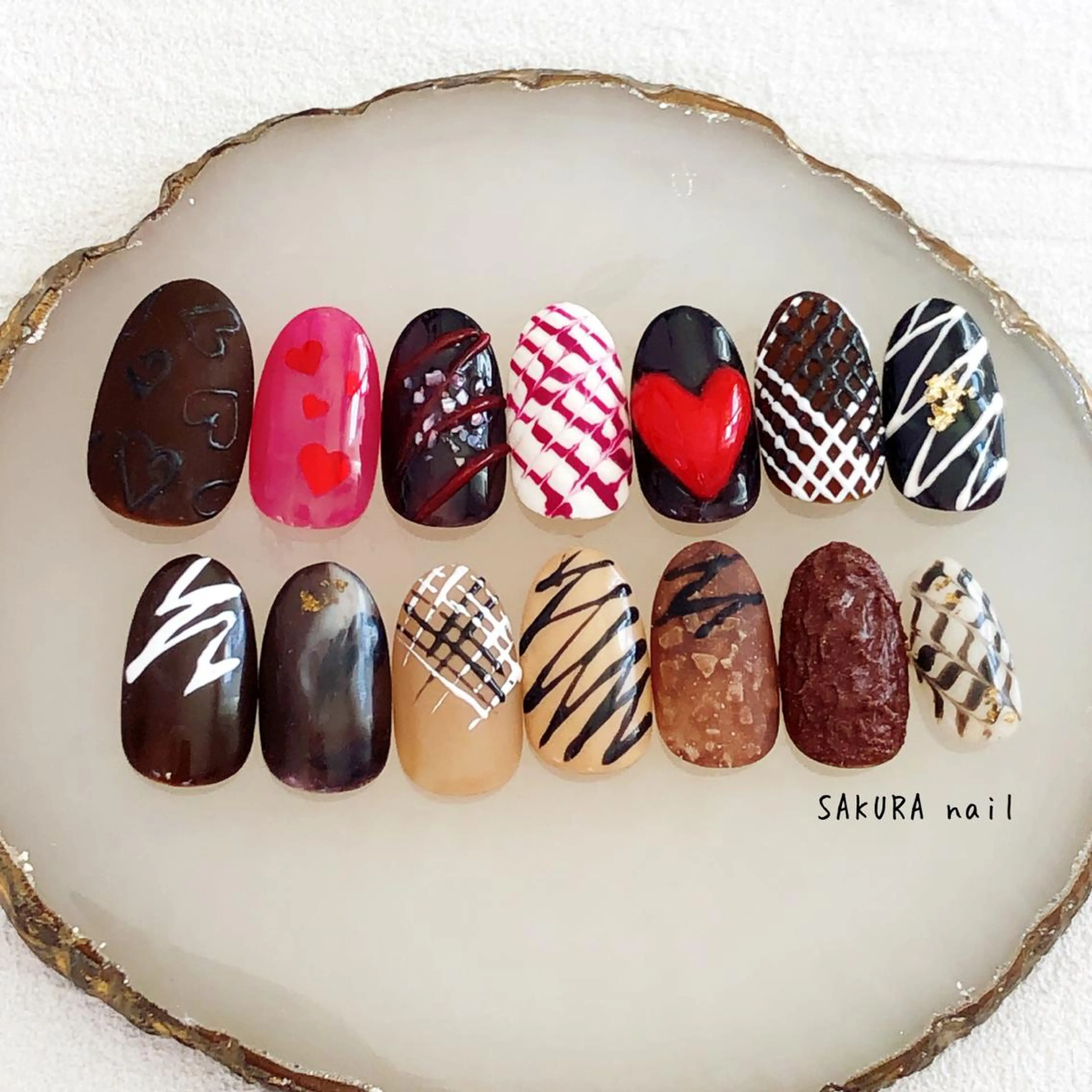 ネイル アートネイル バレンタイン SAKURA nailのネイルデザイン