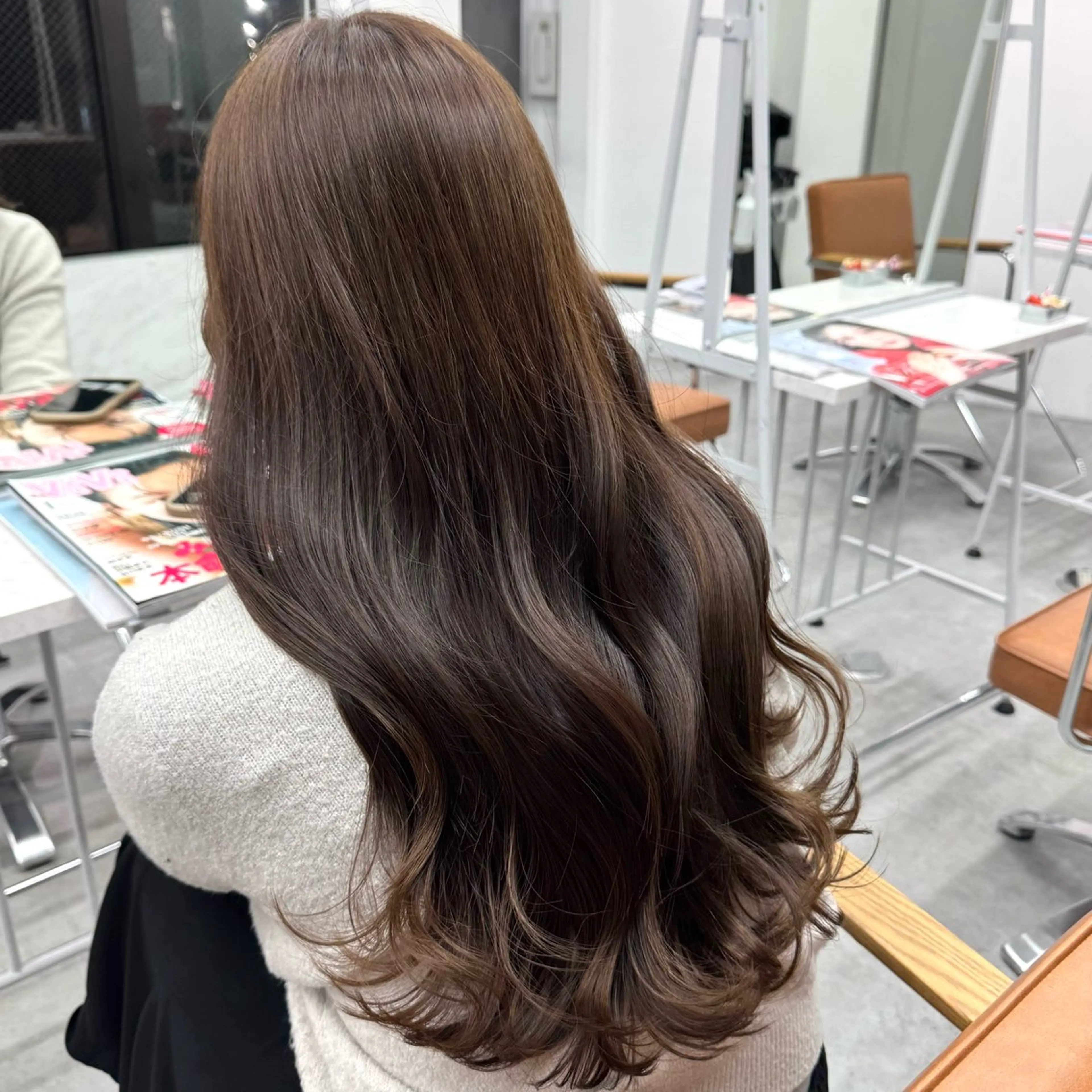 ロング カラー ヘアアレンジ ヘアカラー ブリーチなしカラー /新百合ヶ丘/安形翔のヘアスタイル