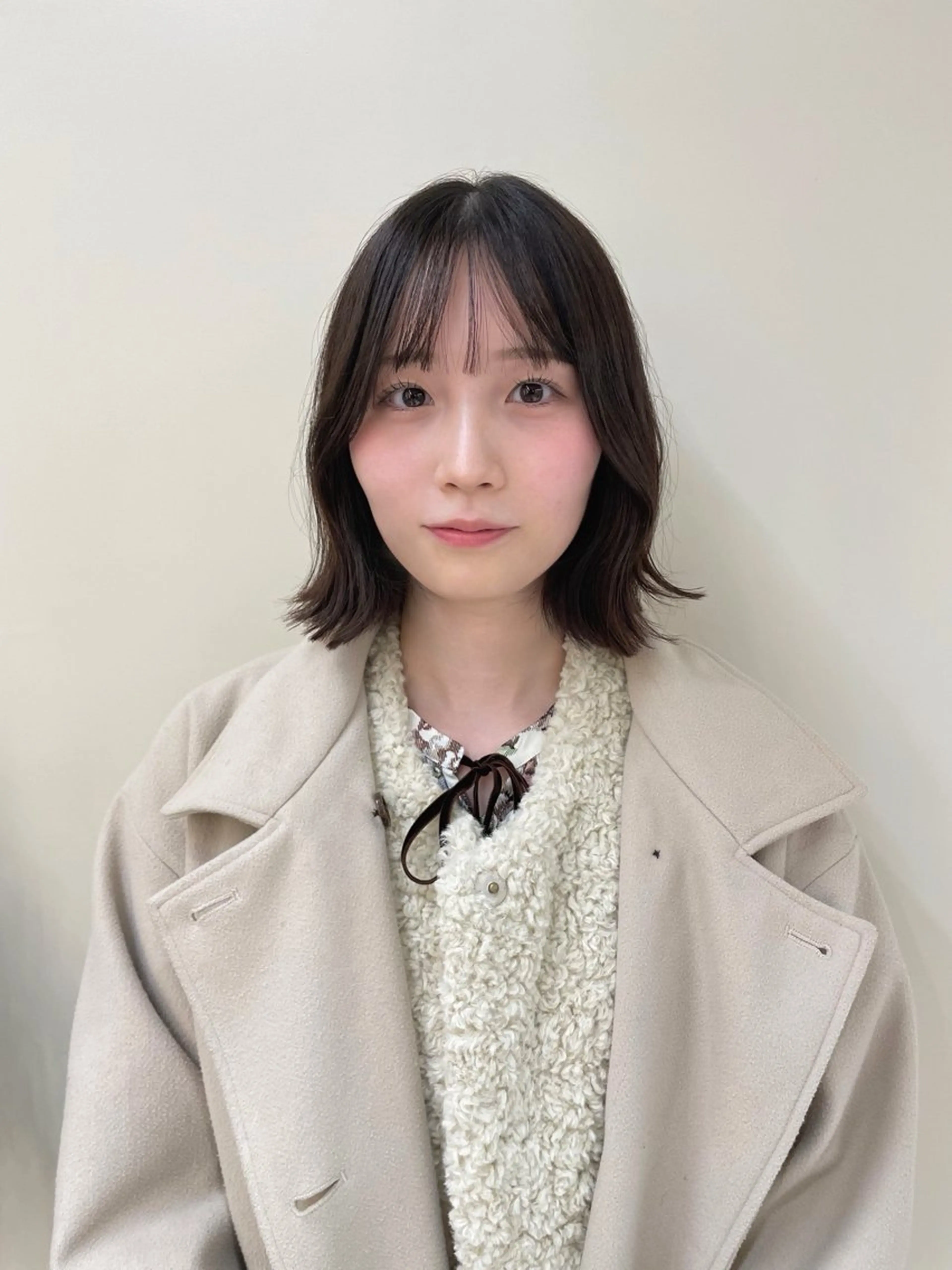 ミディアム une所属・kunimi harukaのヘアスタイル