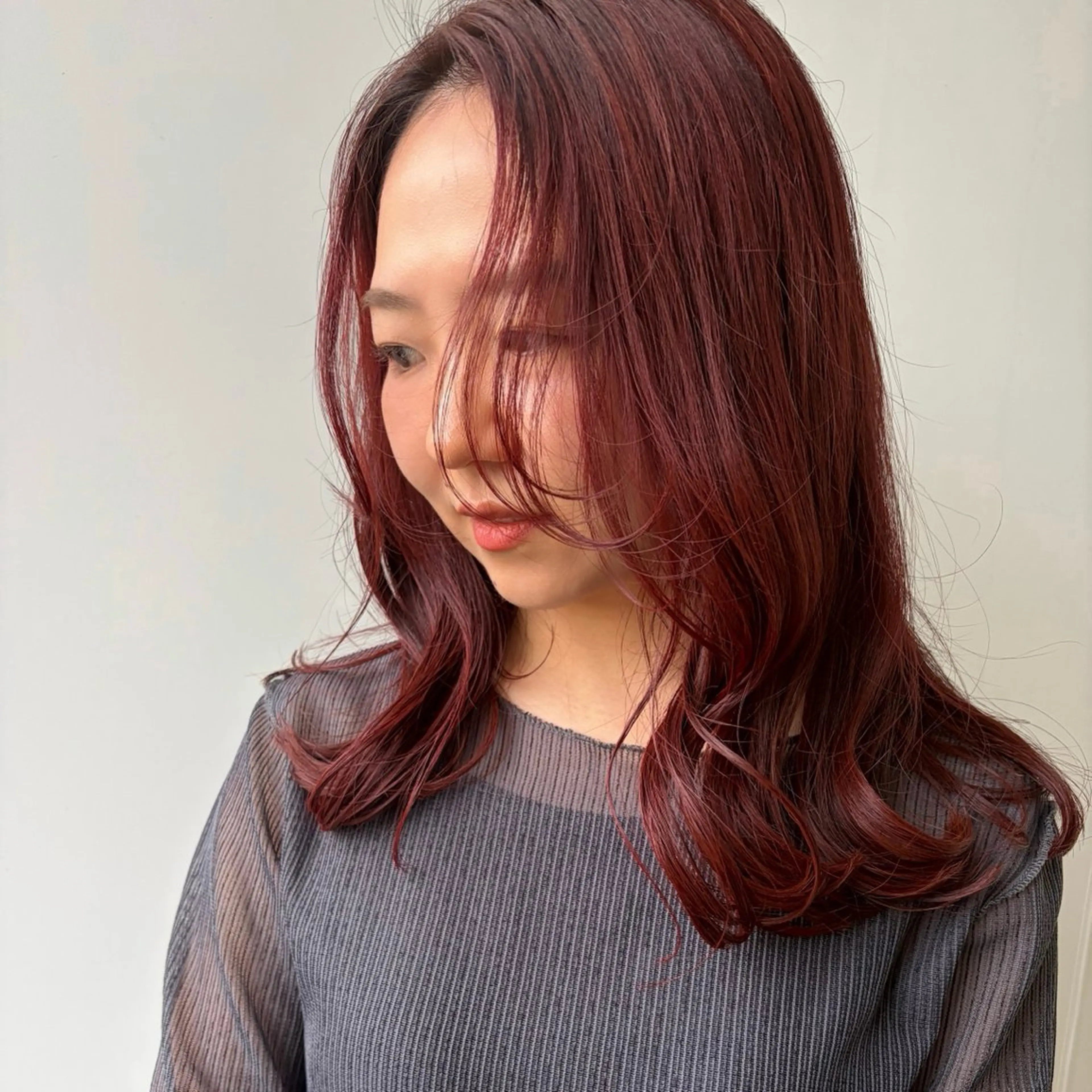 セミロング カラー カット ヘアカラー 松本 茜のヘアスタイル