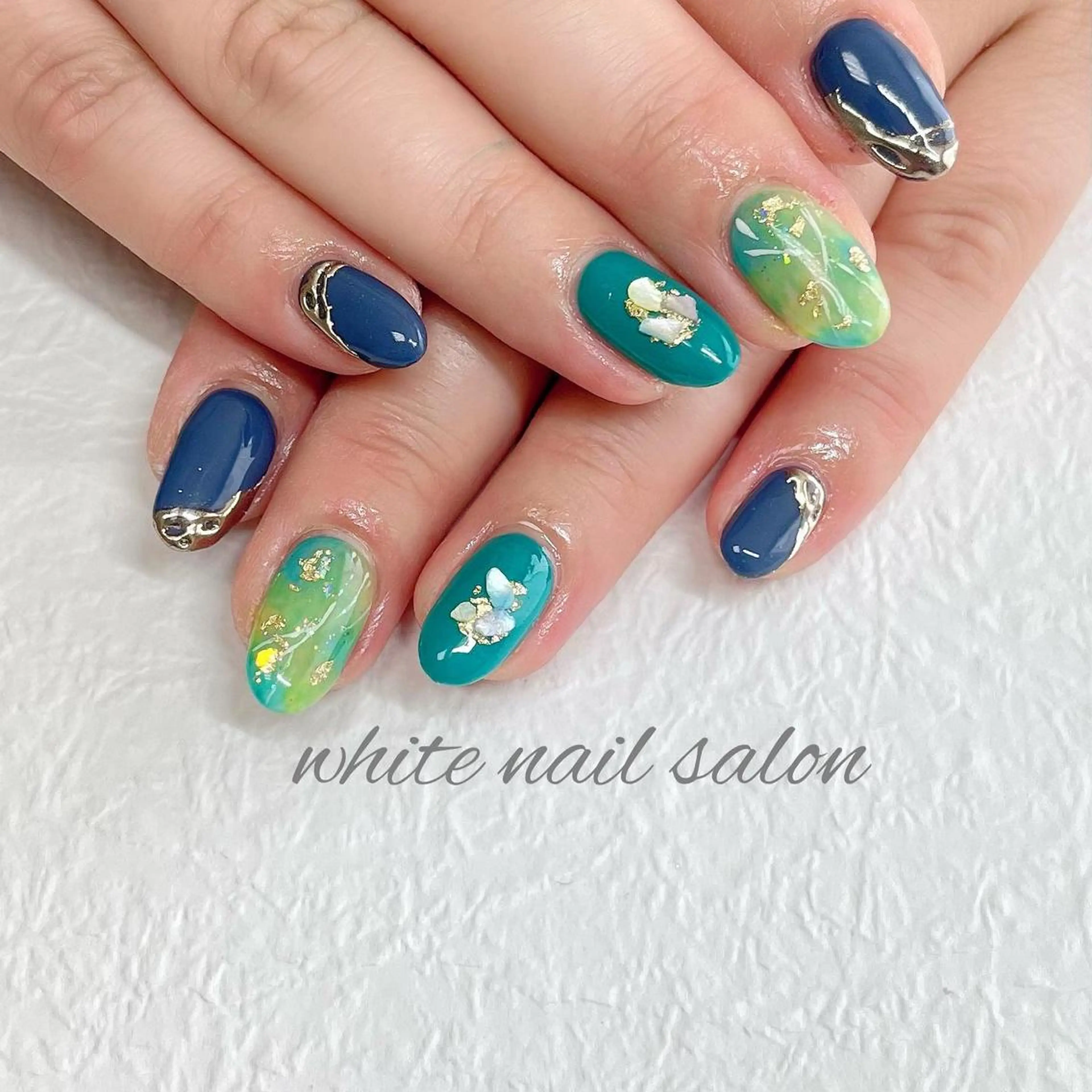 ネイル ジェルネイル ハードジェル ラメ(グリッター) 持ち込み ソフトジェル white nail salonのネイルデザイン