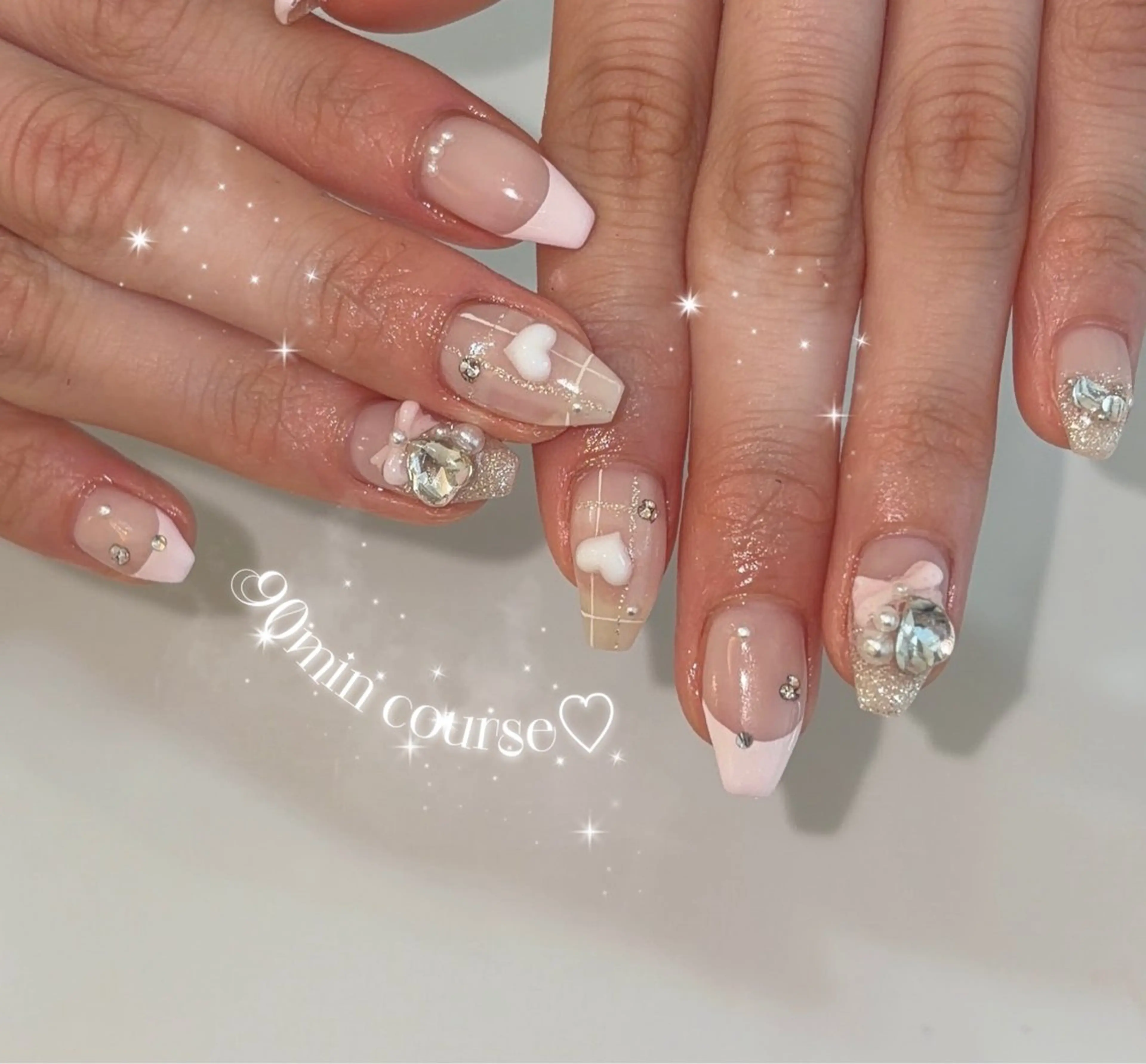 ネイル ハンドネイル ViViA momokaのネイルデザイン
