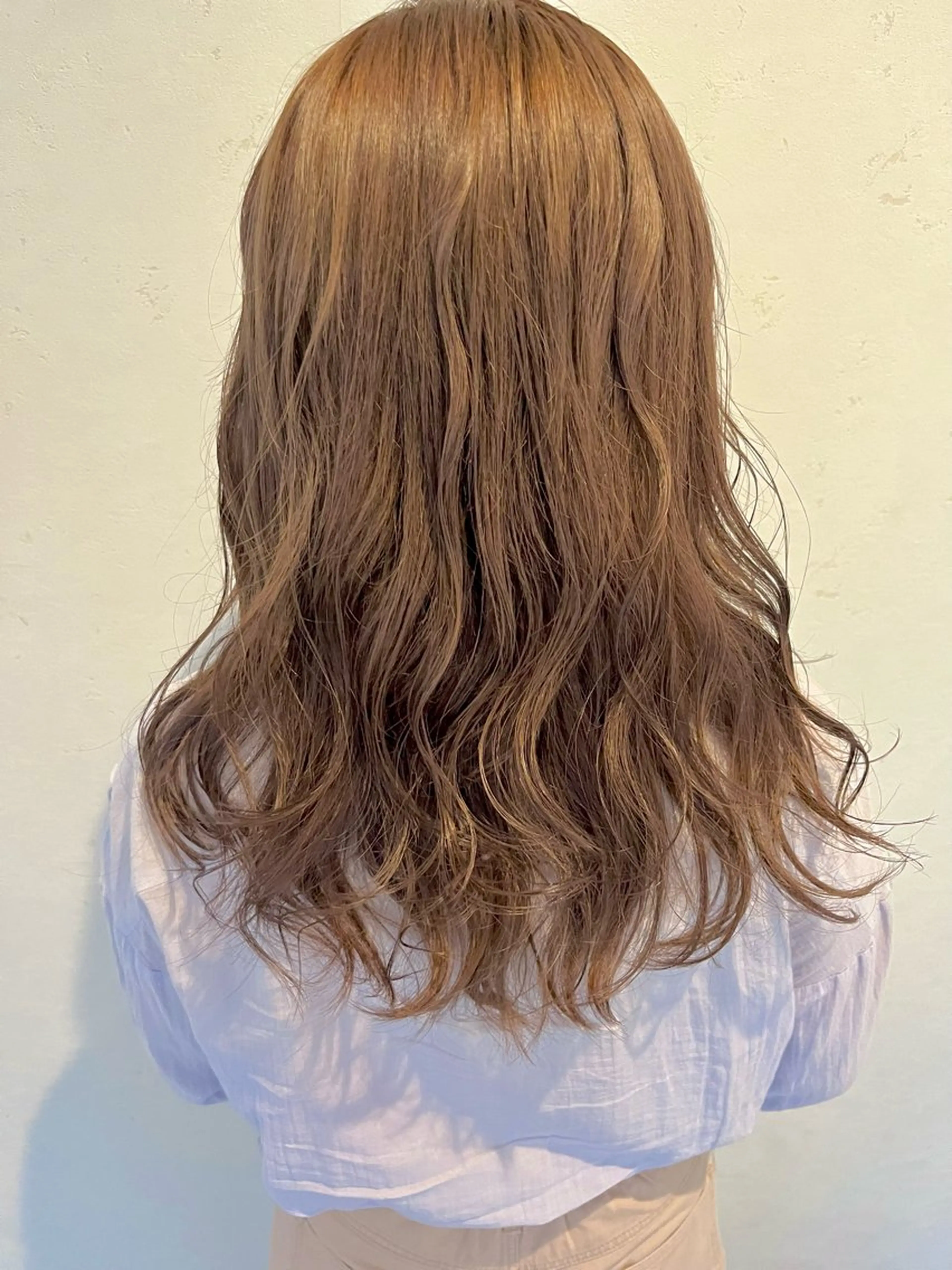 セミロング カラー 伊藤 さやかのヘアスタイル