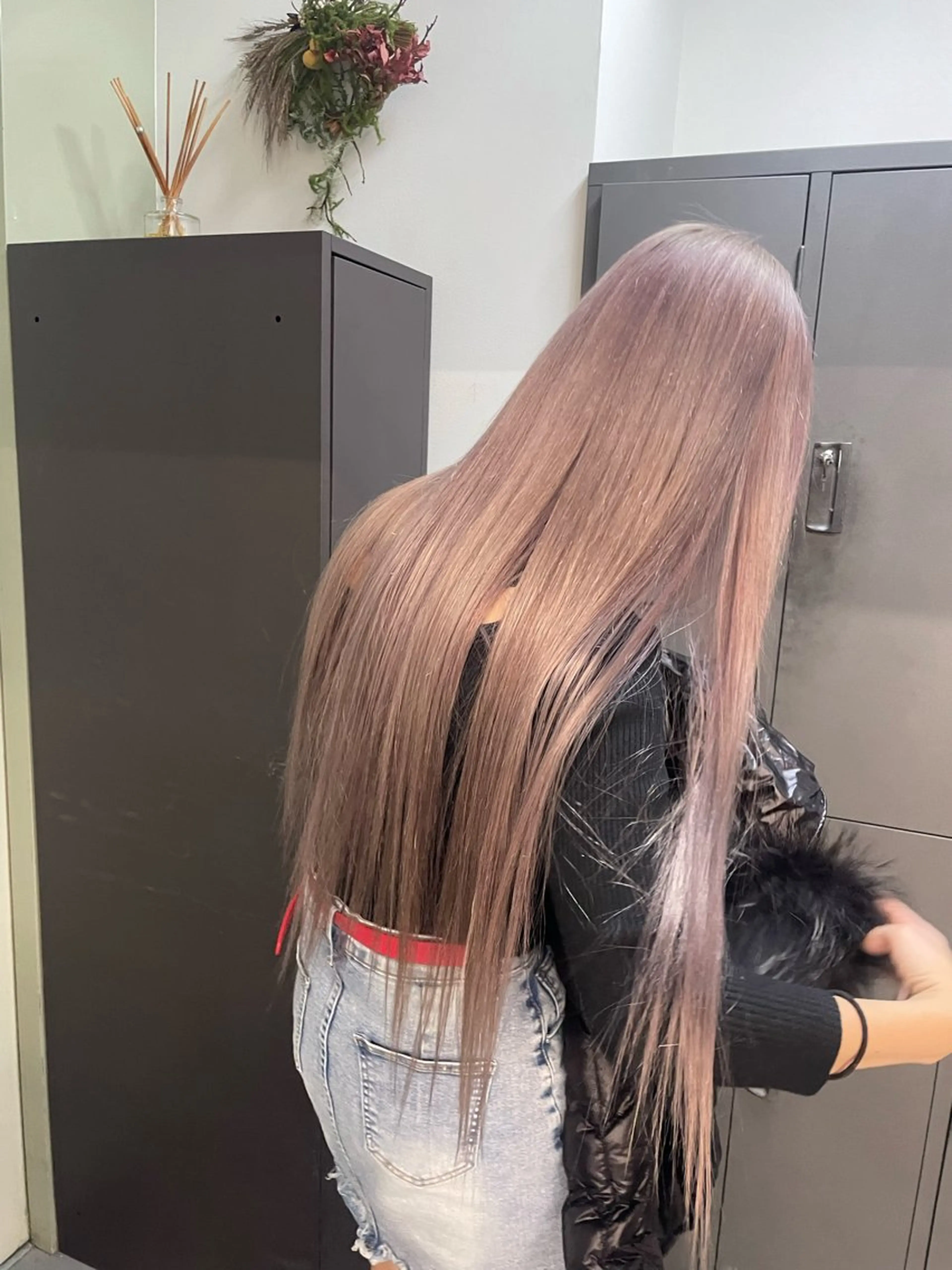 ロング カラー カットモデル/ ハイトーン/ゆうあのヘアスタイル